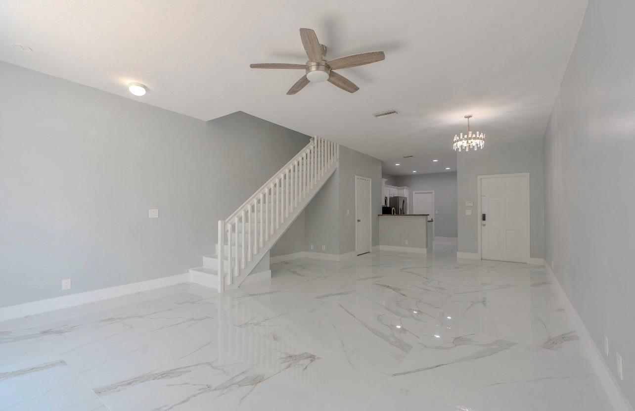 1928 Madeira Drive, Weston, FL 33327, Weston - Photo 2