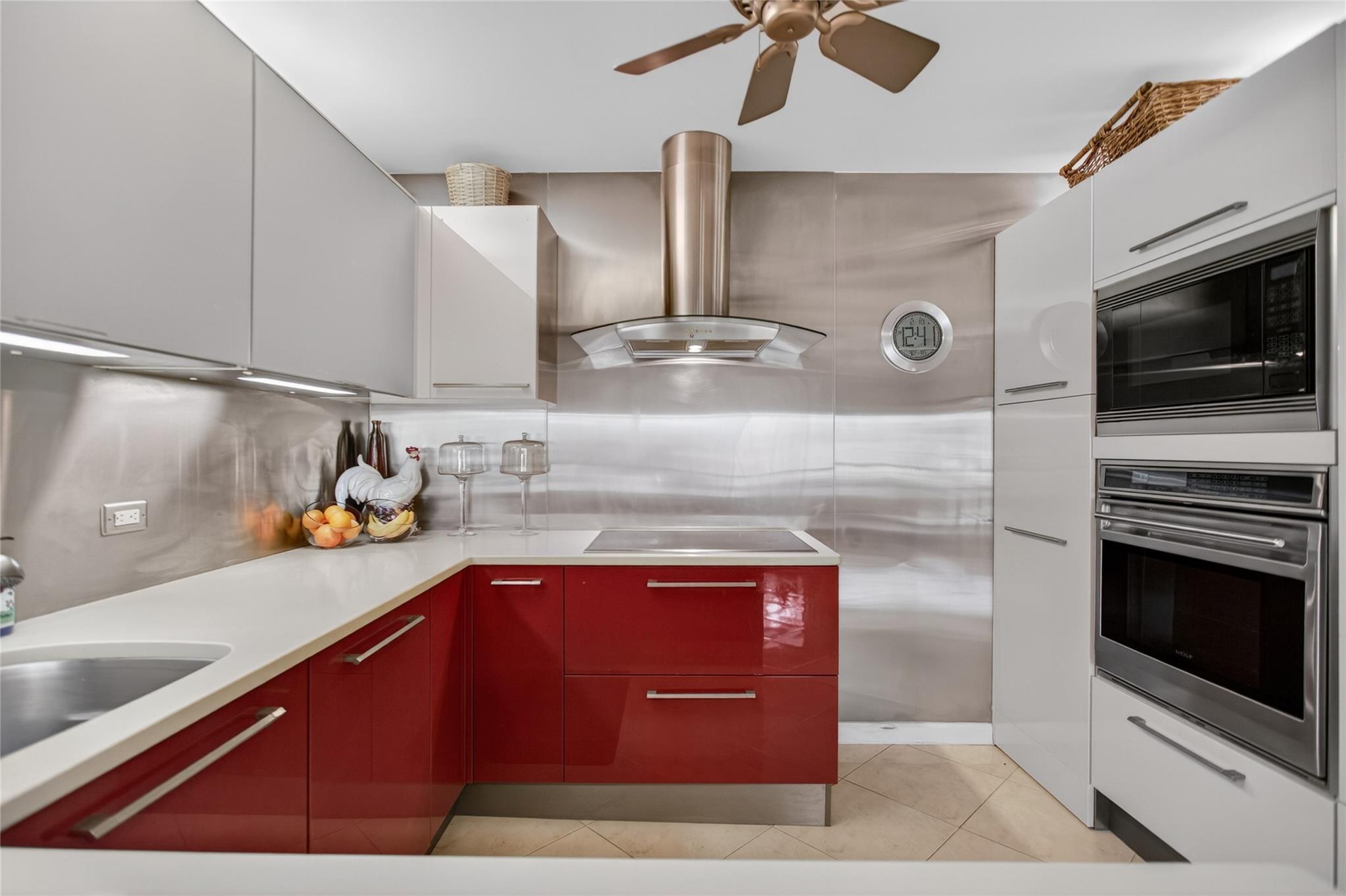 9001 Jacaranda Lane 201, Plantation, FL 33324, Plantation - Photo 3