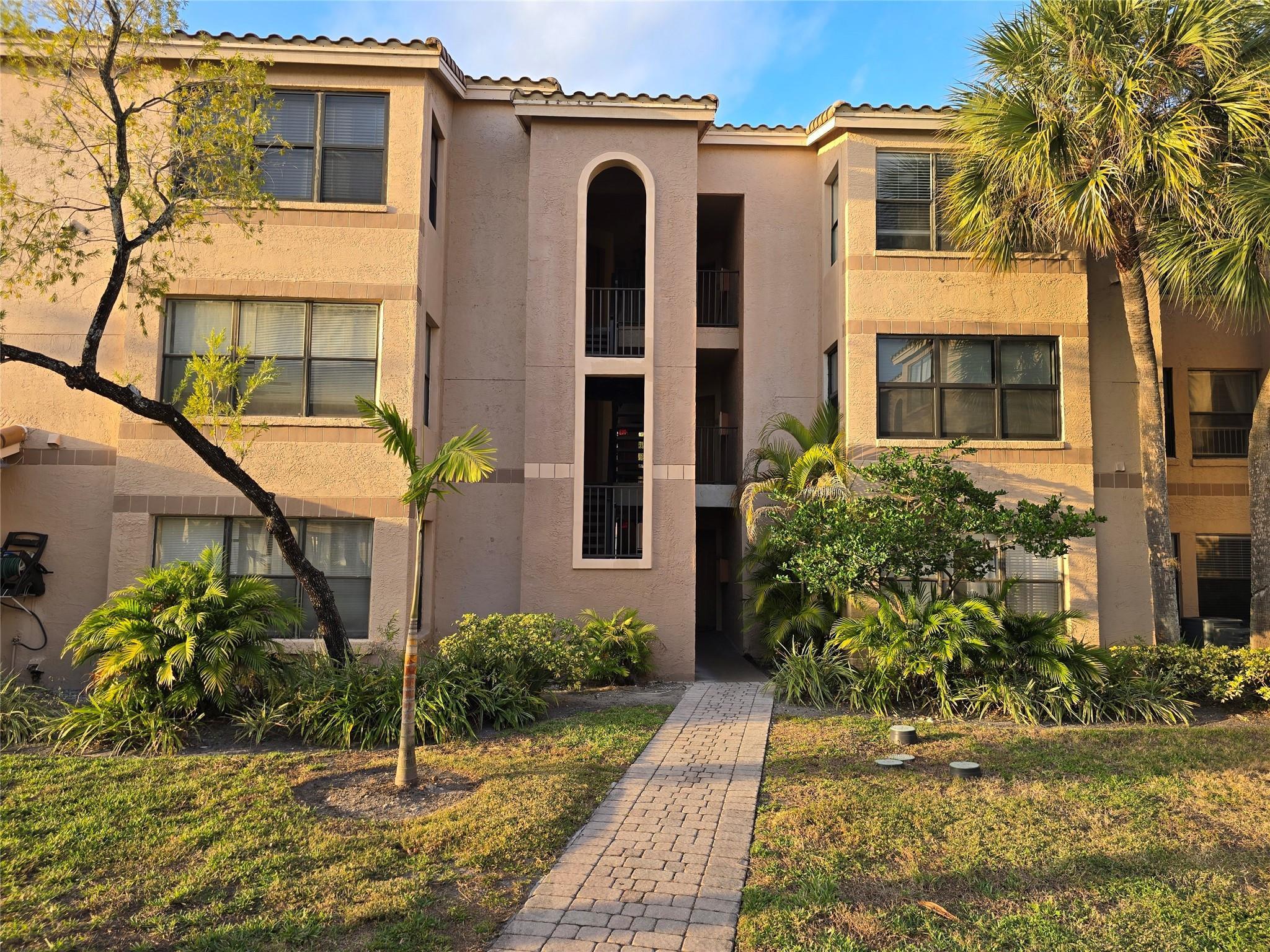 2846 S University Drive 4107, Davie, FL 33328, Davie