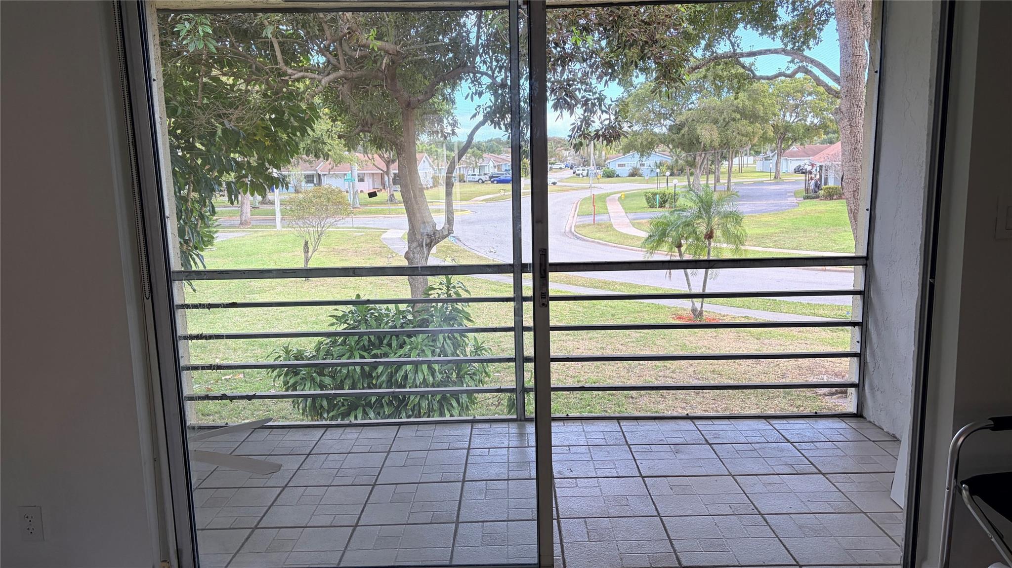 5515 N Lakewood Circle 122, Margate, FL 33063, Margate