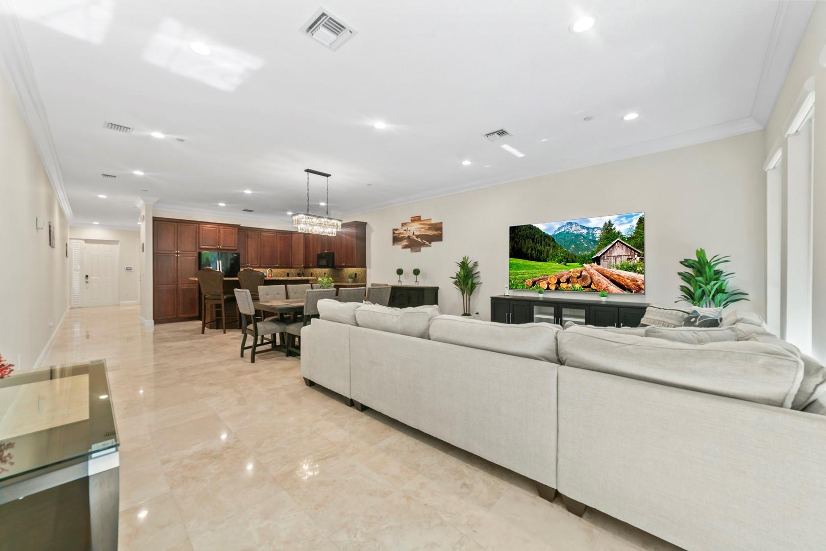 1849 NE 26th Avenue 2, Fort Lauderdale, FL 33305, Fort Lauderdale - Photo 2