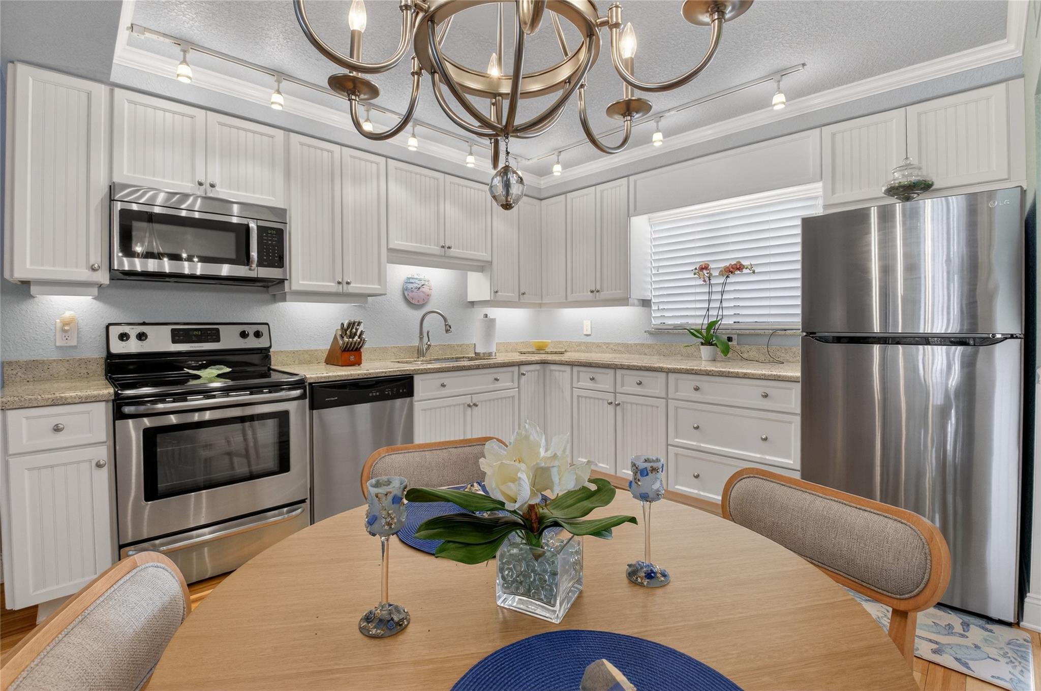 5250 Las Verdes Circle 313, Delray Beach, FL 33484, Delray Beach