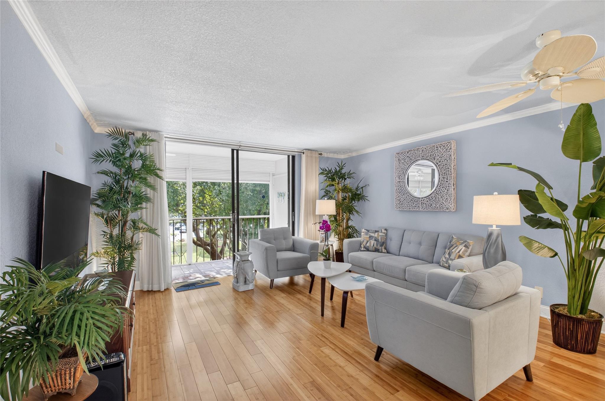 5250 Las Verdes Circle 313, Delray Beach, FL 33484, Delray Beach - Photo 2