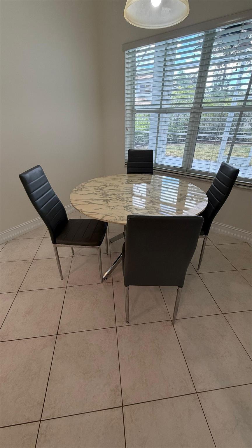 4015 Lyndhurst I 4015, Deerfield Beach, FL 33442, Deerfield Beach - Photo 2