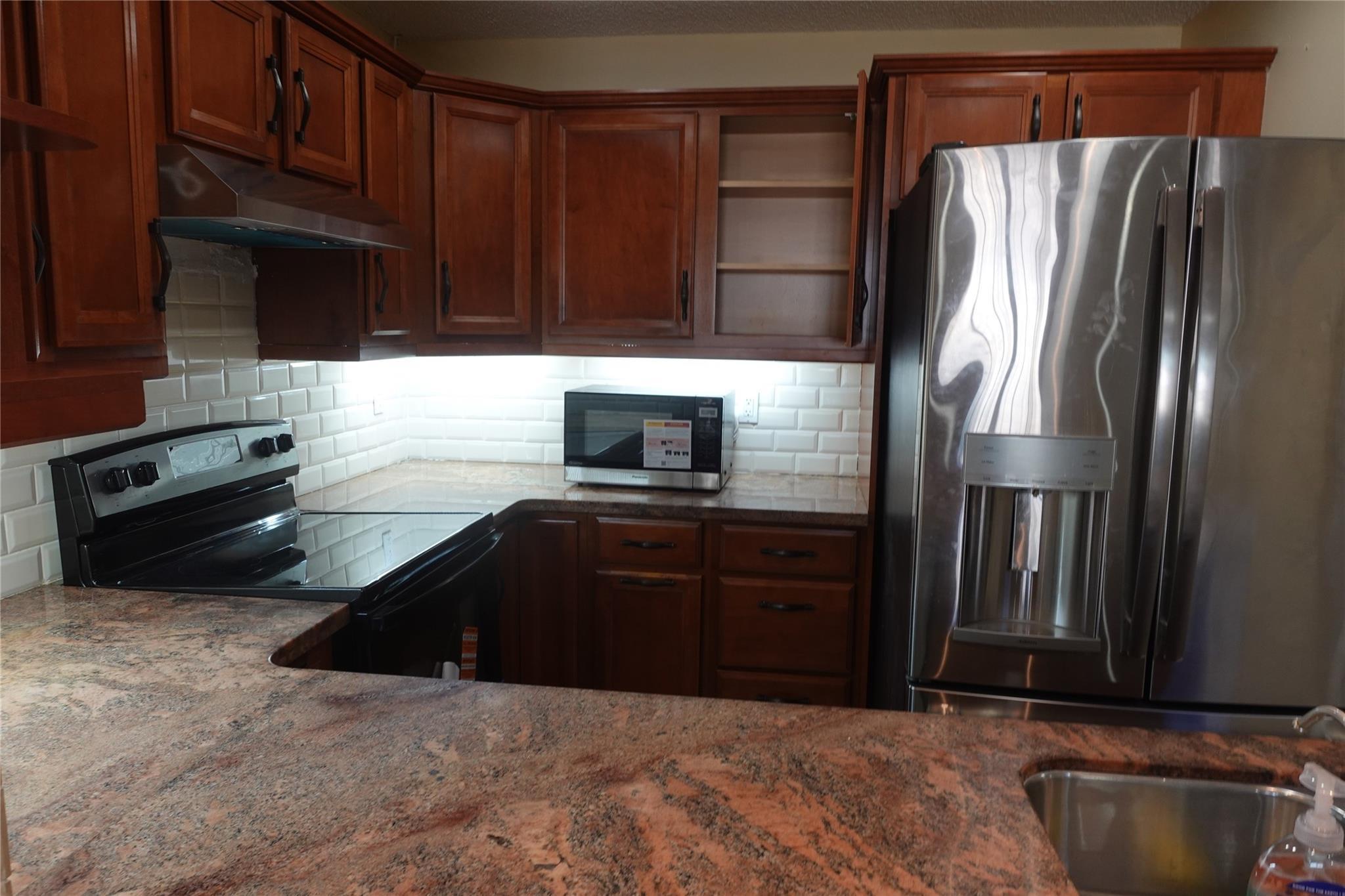 3361 NW 101st Avenue, Sunrise, FL 33351, Sunrise - Photo 3