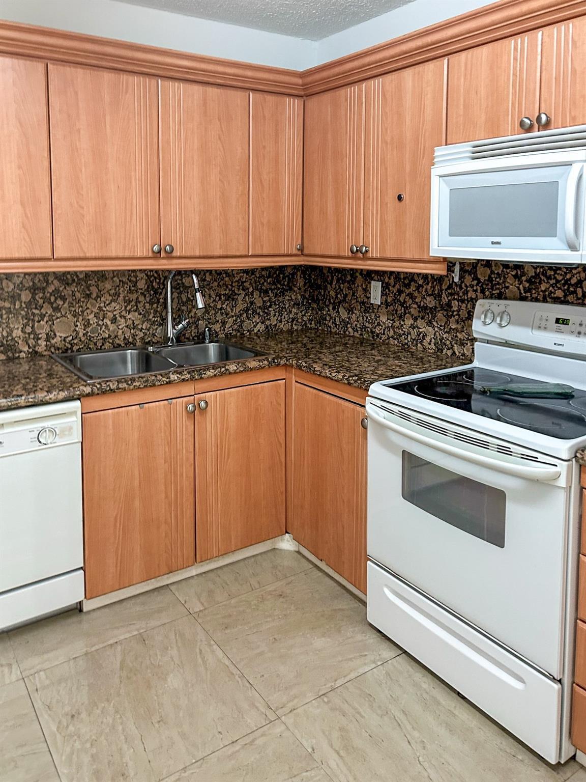 2500 Parkview Drive 615, Hallandale Beach, FL 33009, Hallandale Beach - Photo 5