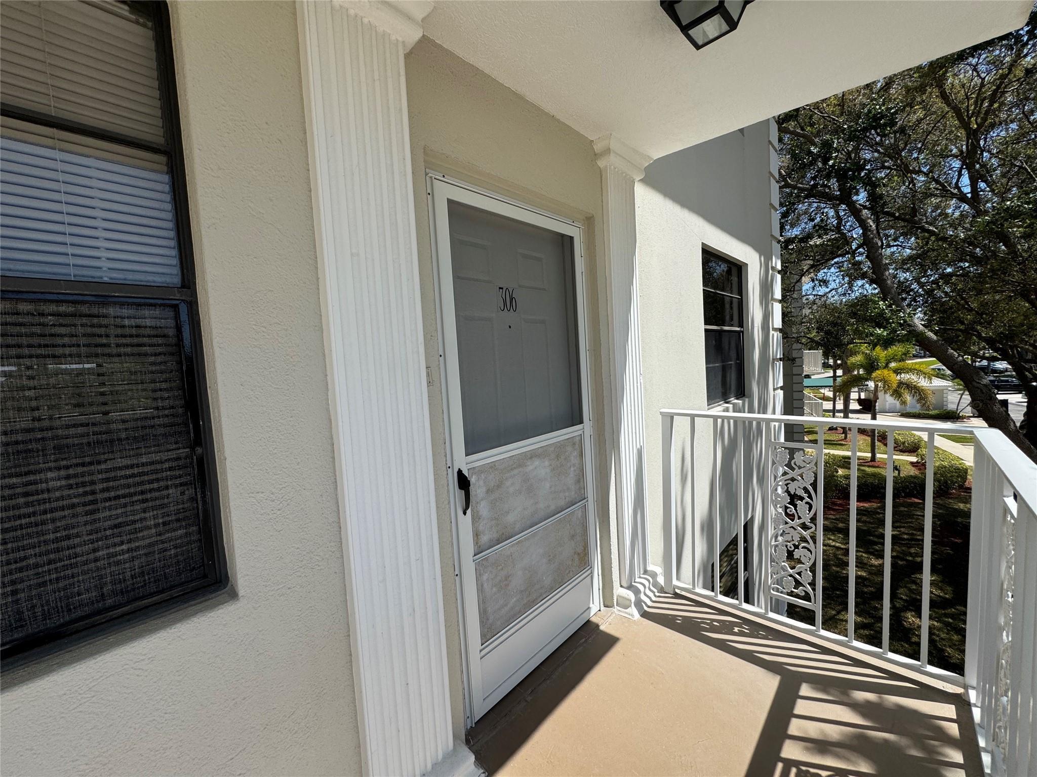 6121 Balboa Circle 306, Boca Raton, FL 33433, Boca Raton - Photo 3