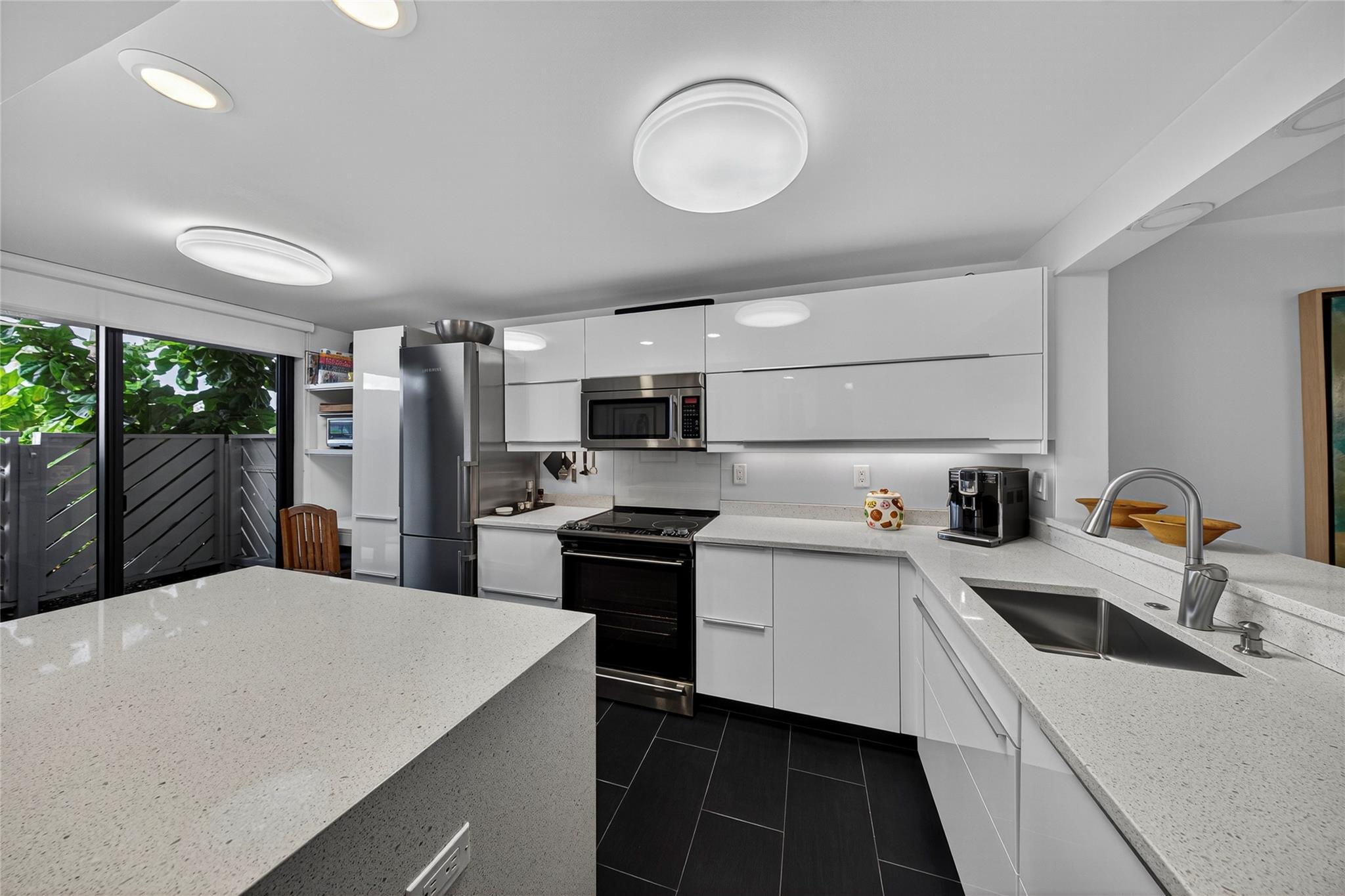 1100 SE 5th Court 58, Pompano Beach, FL 33060, Pompano Beach - Photo 5