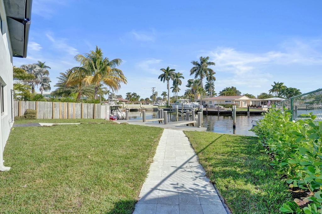 840 SE 22nd Avenue, Pompano Beach, FL 33062, Pompano Beach - Photo 2