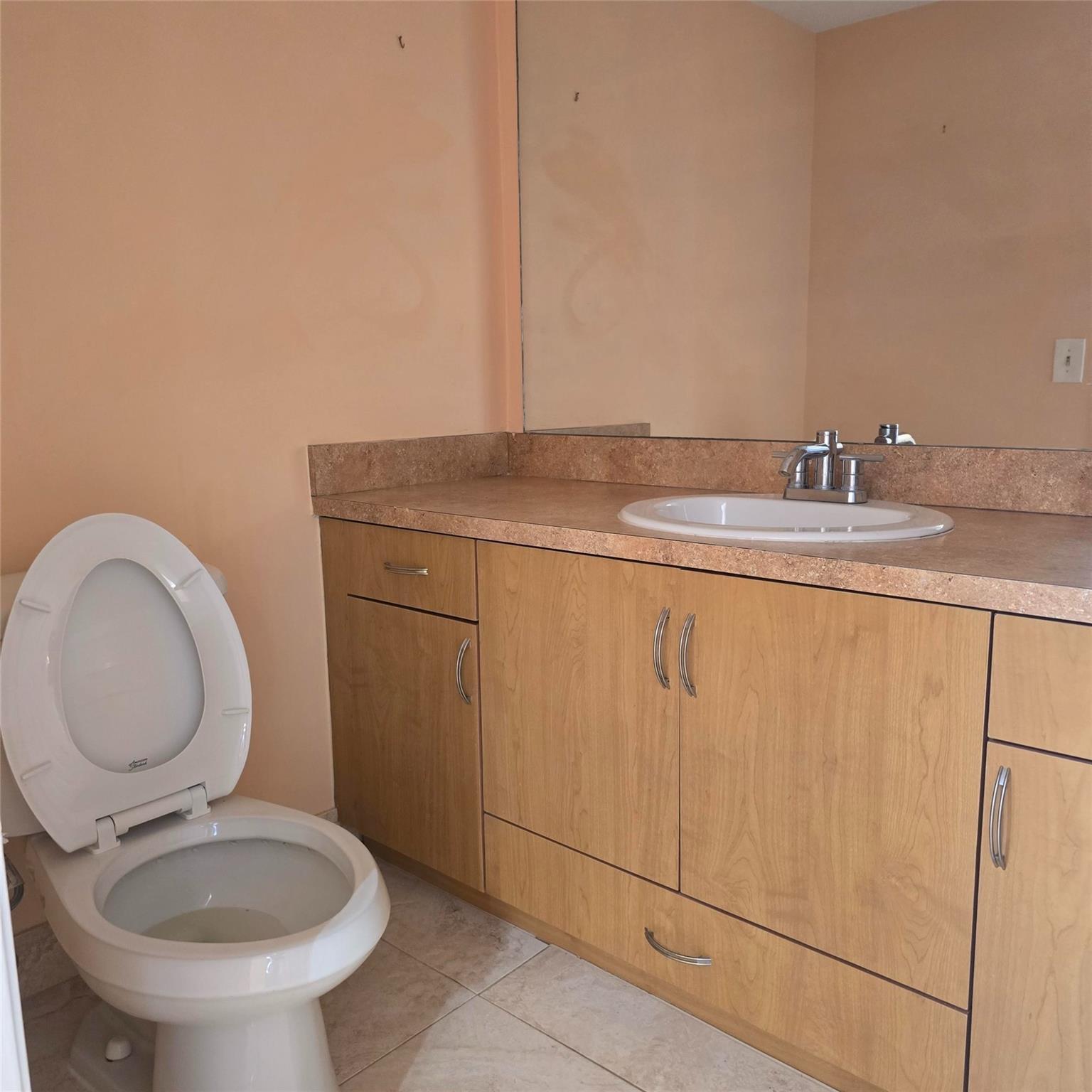 626 NE 195th Street 626, Miami, FL 33179, Miami - Photo 3