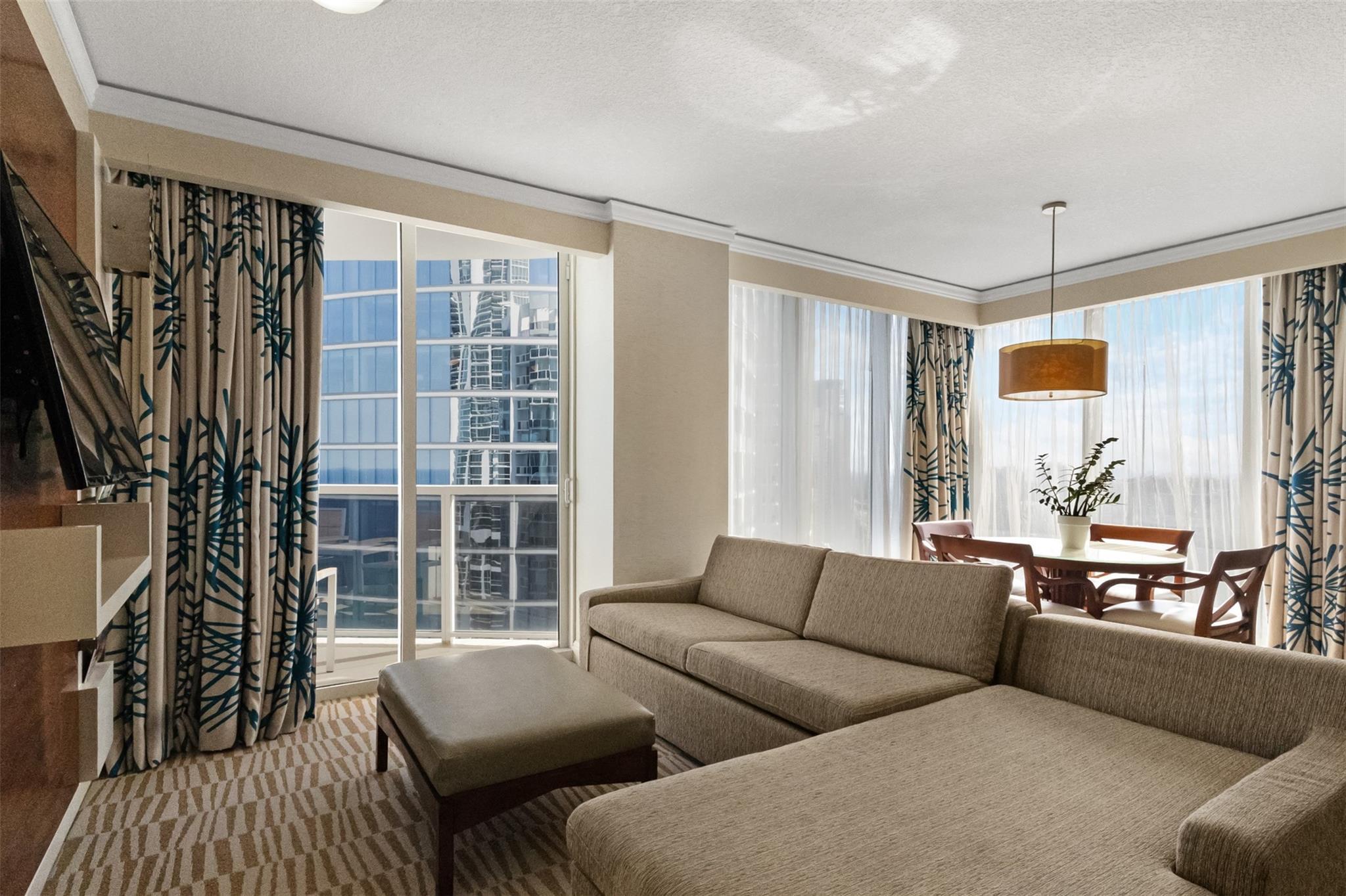 18001 Collins Avenue, Sunny Isles Beach, FL 33160, Sunny Isles Beach