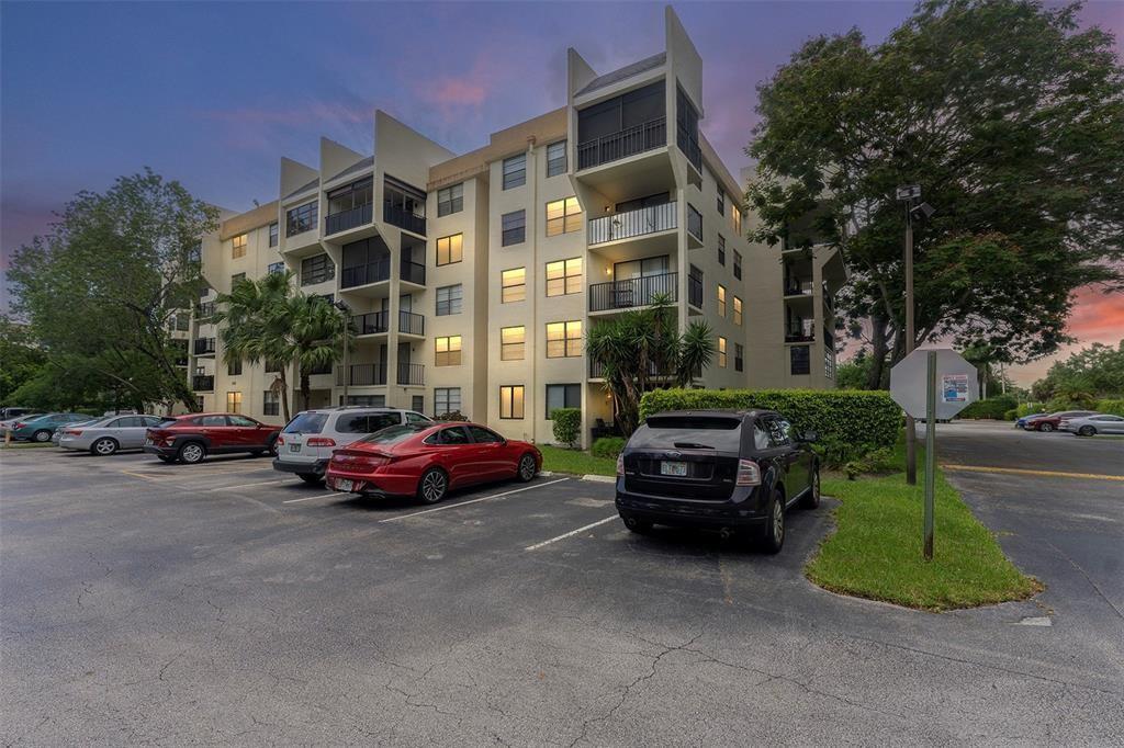 6190 Woodlands Boulevard 107, Tamarac, FL 33319, Tamarac - Photo 3