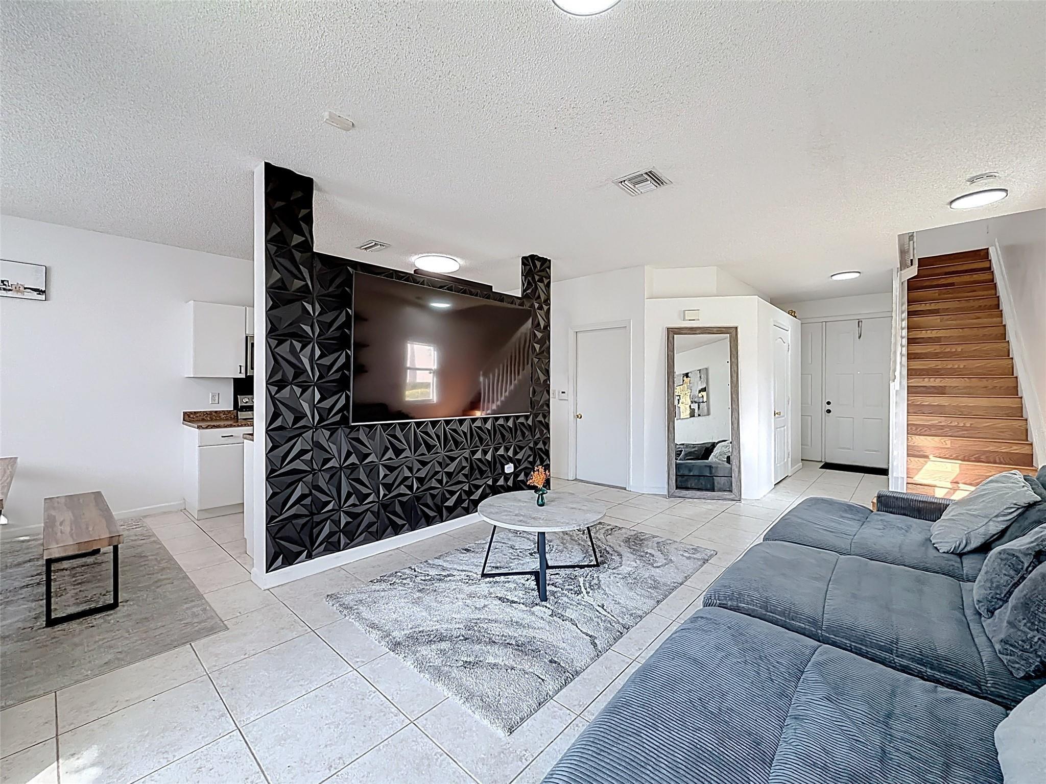 4702 NW 59 Manor, Coconut Creek, FL 33073, Coconut Creek - Photo 3