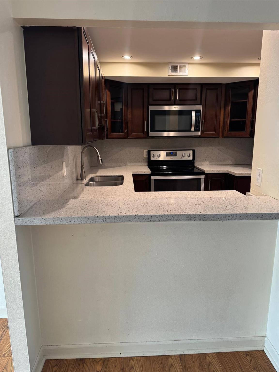 7041 Environ Boulevard 326, Lauderhill, FL 33319, Lauderhill - Photo 3