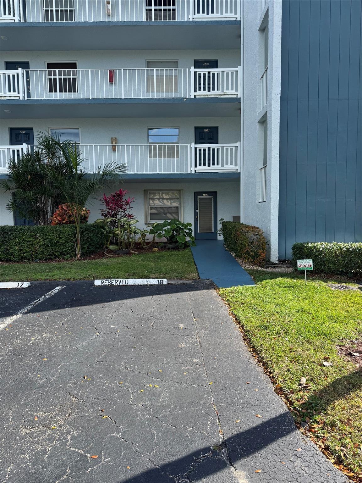 1700 NW 80th Avenue 108, Margate, FL 33063, Margate - Photo 2