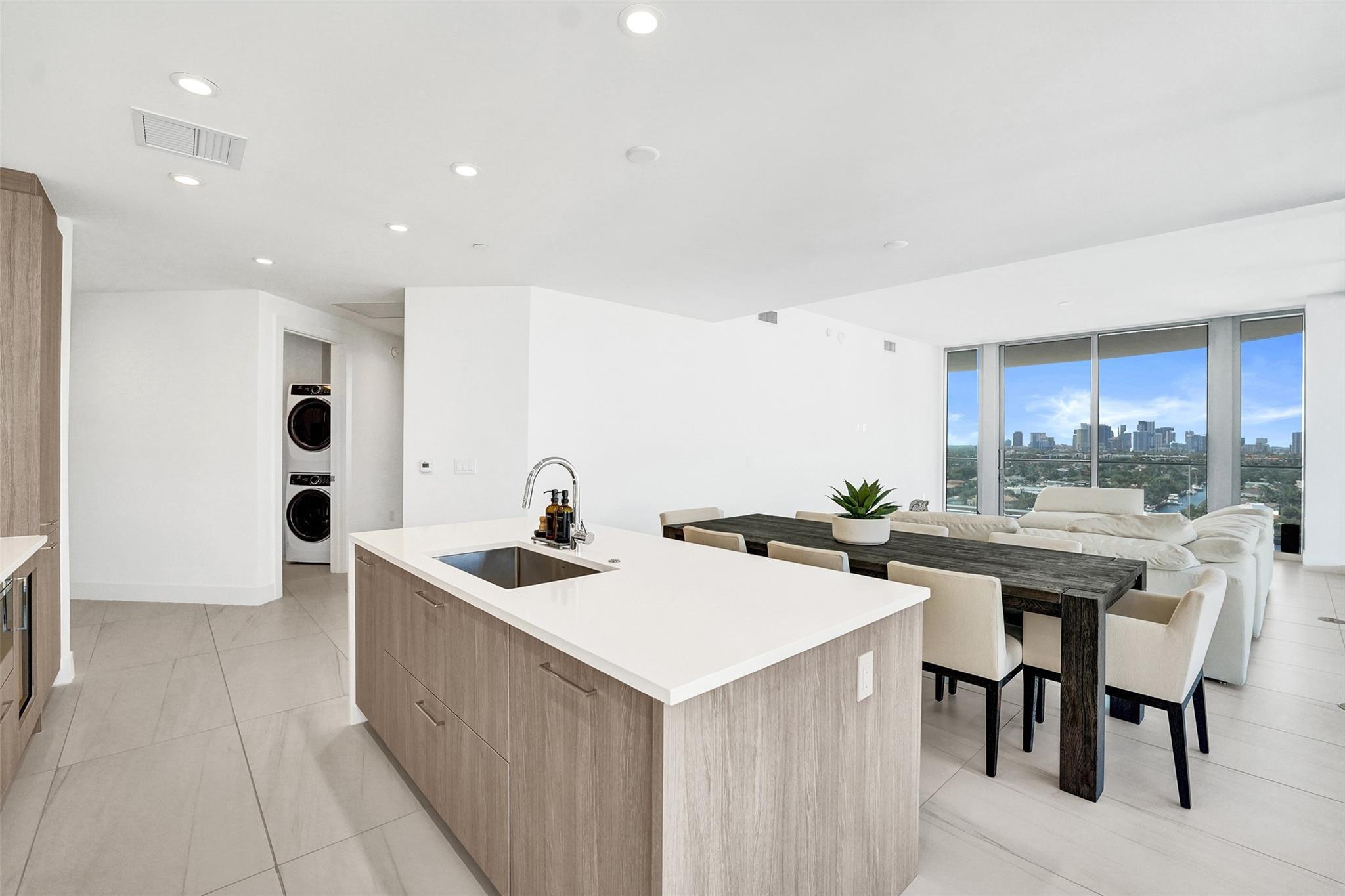 153 N Seabreeze Boulevard 1204, Fort Lauderdale, FL 33304, Fort Lauderdale - Photo 4