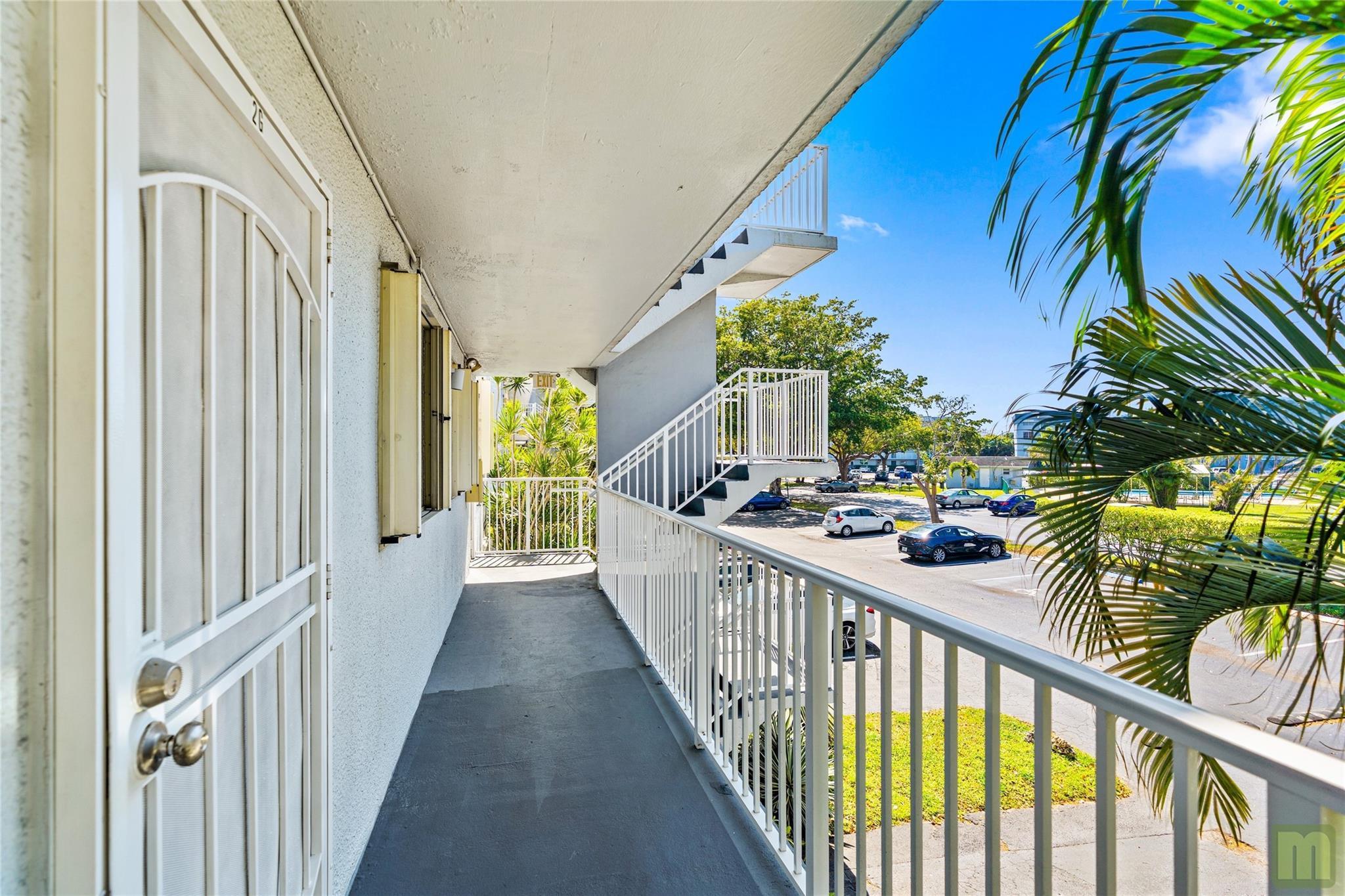105 Royal Park Drive 2g, Oakland Park, FL 33309, Oakland Park - Photo 5