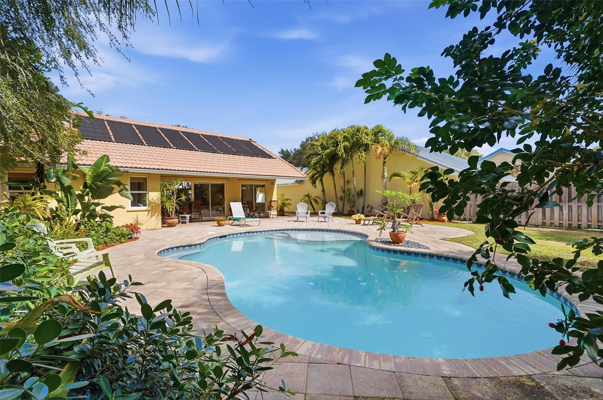 3800 Riverside Way, Delray Beach, FL 33445, Delray Beach - Photo 2