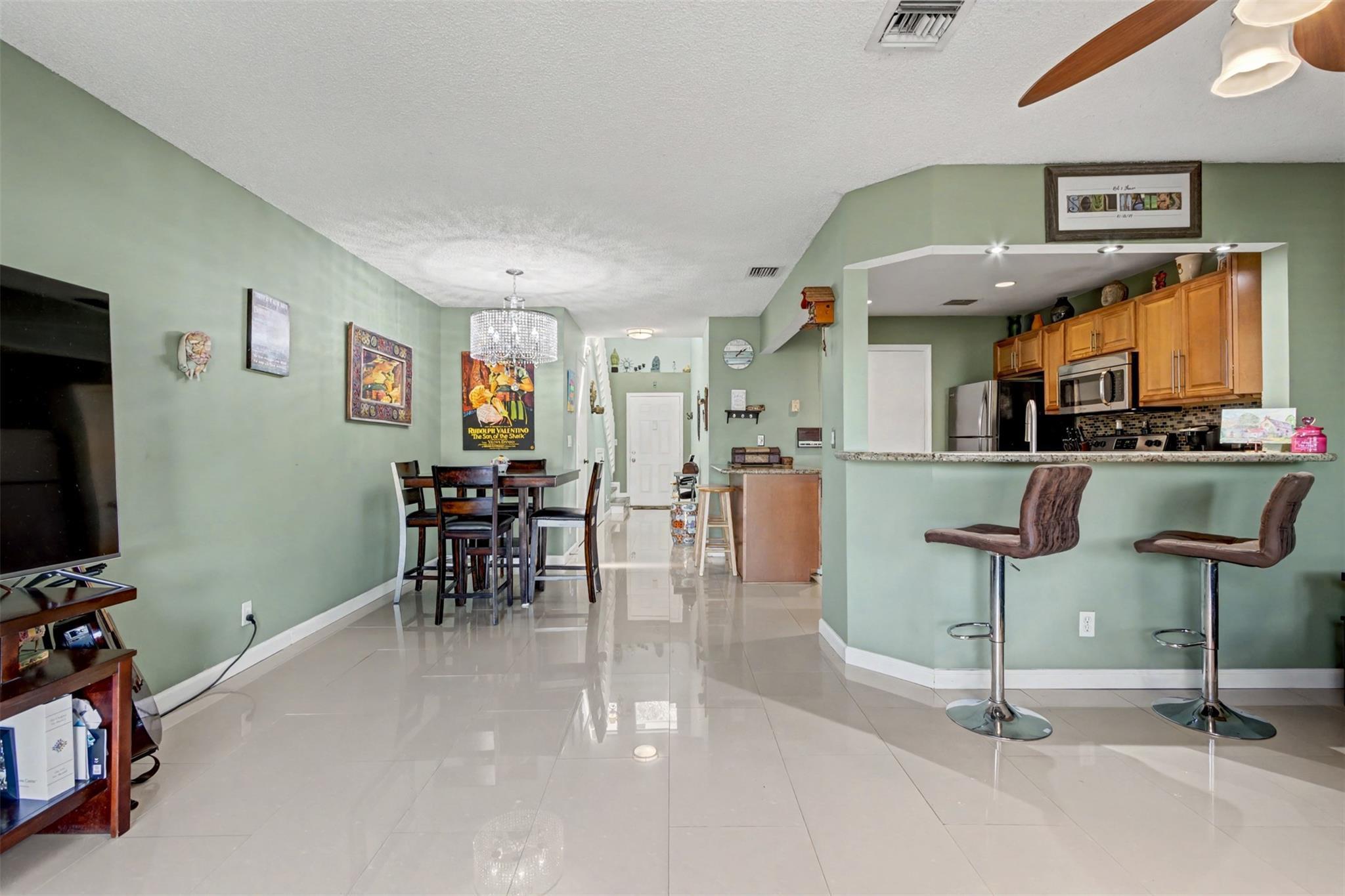 2253 W Discovery Circle 2253, Deerfield Beach, FL 33442, Deerfield Beach - Photo 5