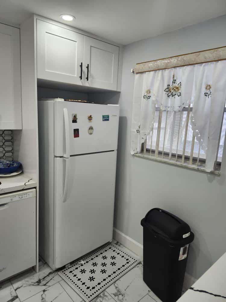 3140 Holiday Springs Boulevard 9-210, Margate, FL 33063, Margate - Photo 4