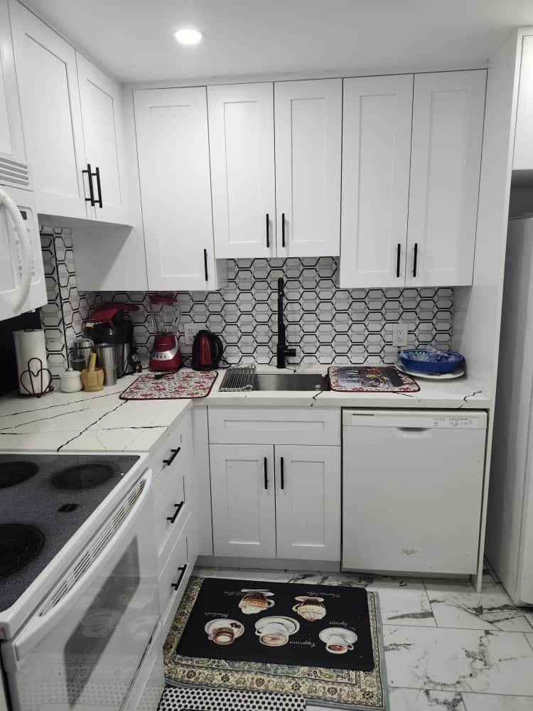 3140 Holiday Springs Boulevard 9-210, Margate, FL 33063, Margate - Photo 5