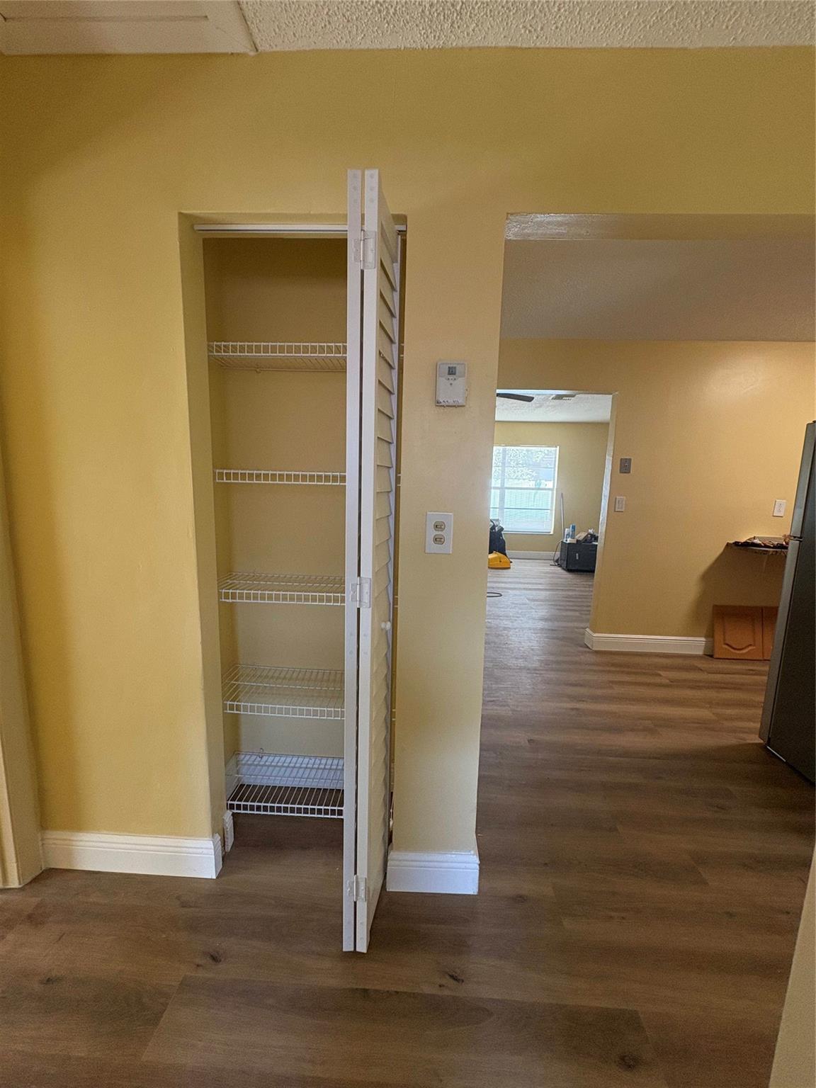 1211 NW 29th Terrace 2, Fort Lauderdale, FL 33311, Fort Lauderdale - Photo 5