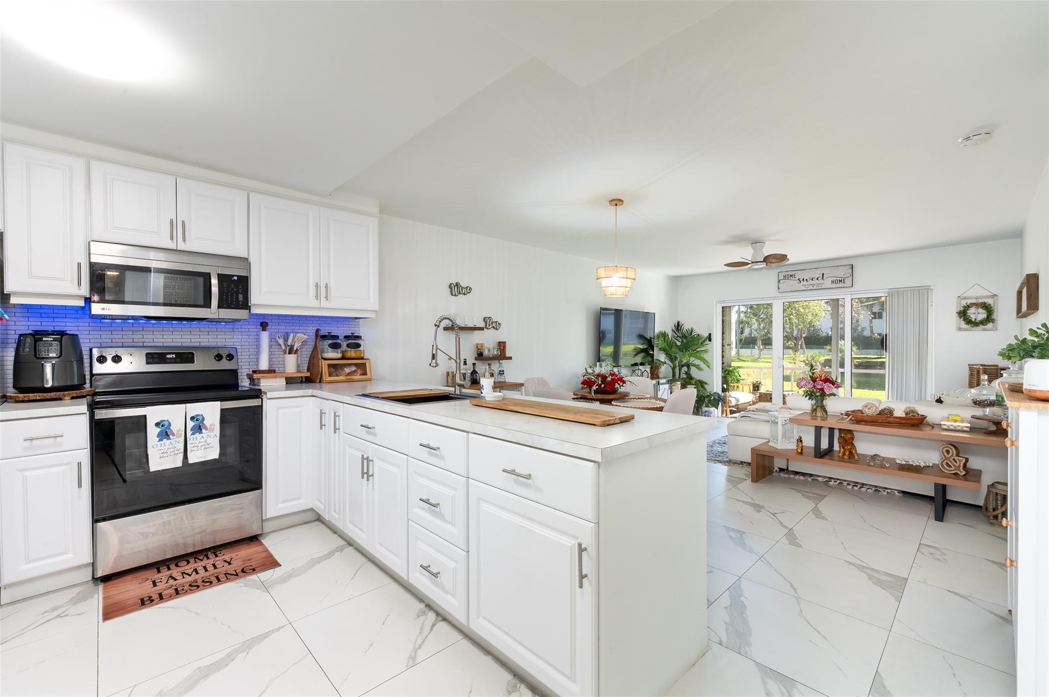 600 NE 2nd Street 105, Dania Beach, FL 33004, Dania Beach