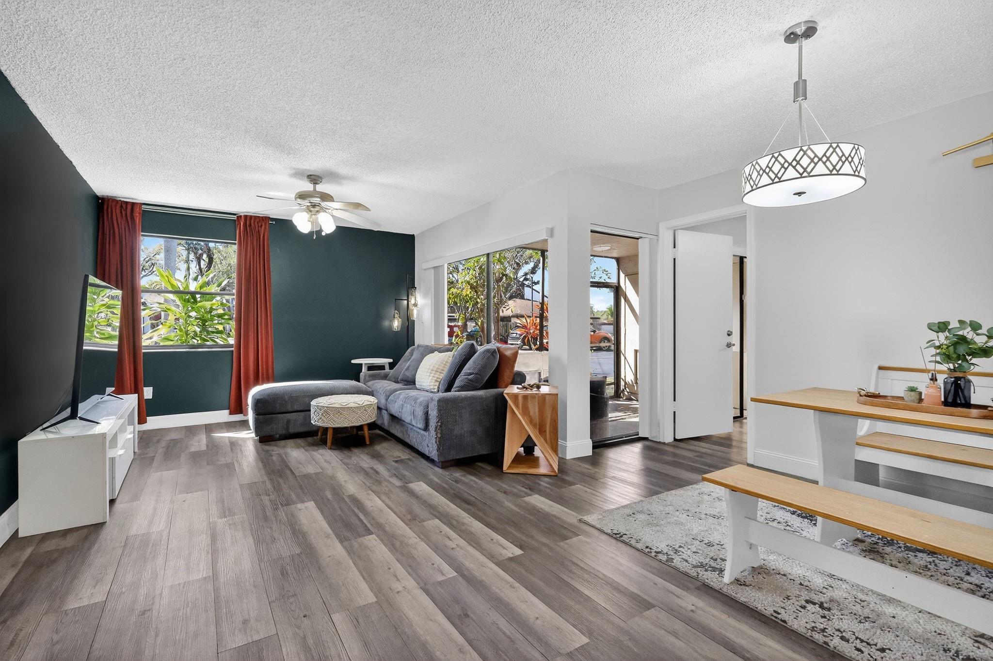 20110 NE 3rd Court 5, Miami, FL 33179, Miami - Photo 5