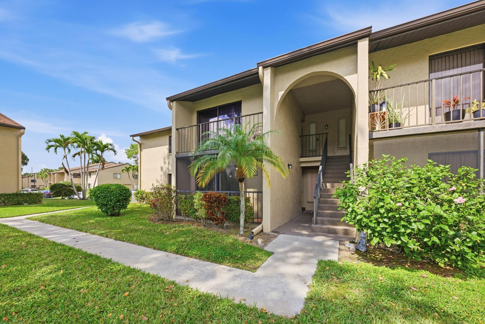 526 Shady Pine Way C1, Greenacres, FL 33415, Greenacres - Photo 2