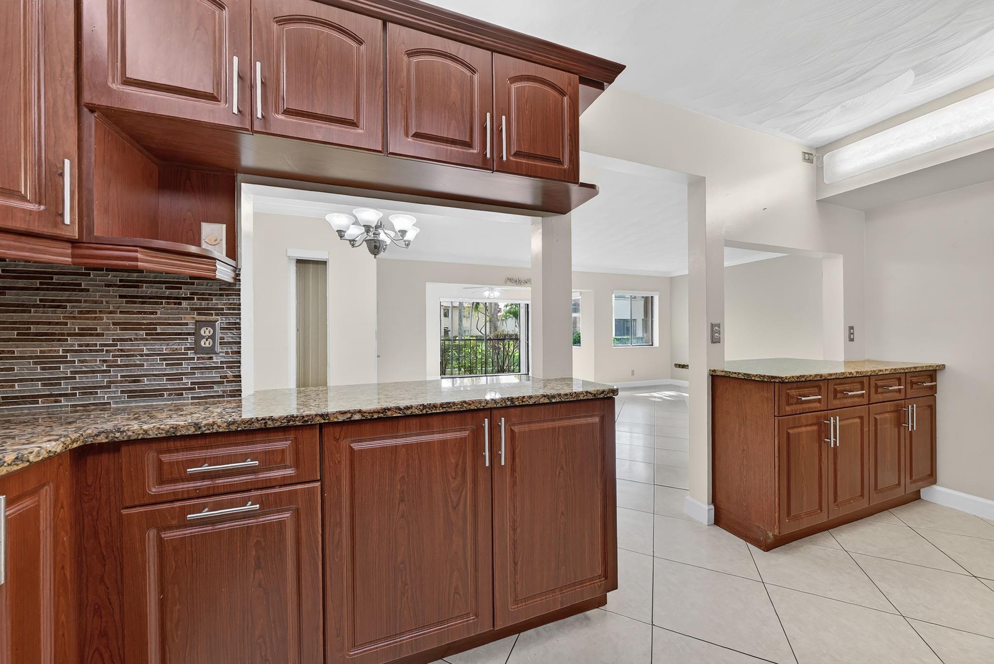 526 Shady Pine Way C1, Greenacres, FL 33415, Greenacres - Photo 4