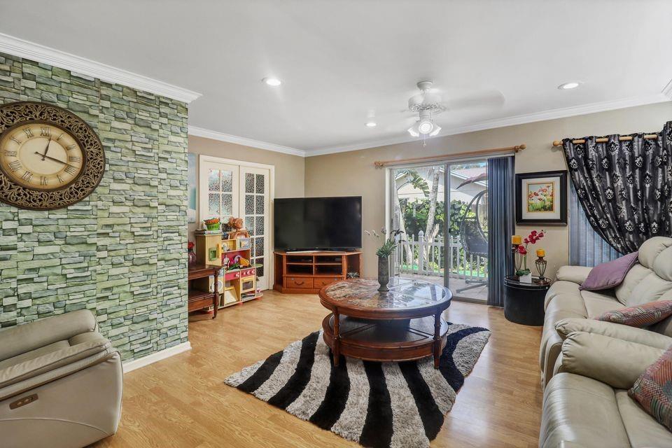 1521 Snapdragon Drive, Wellington, FL 33414, Wellington - Photo 4