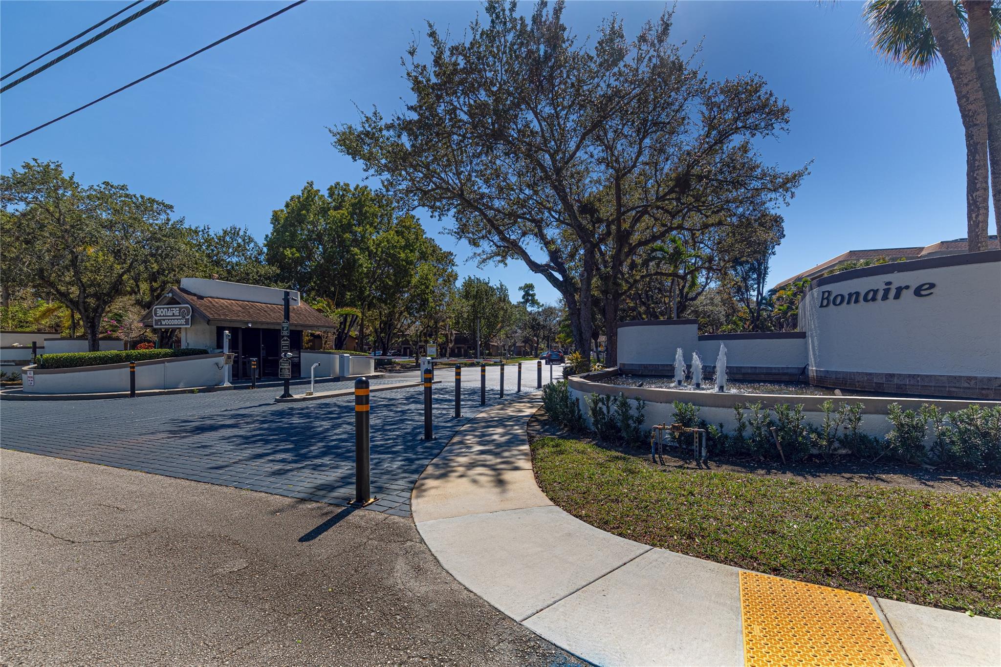 7653 NW 79th Avenue 114, Tamarac, FL 33321, Tamarac - Photo 4