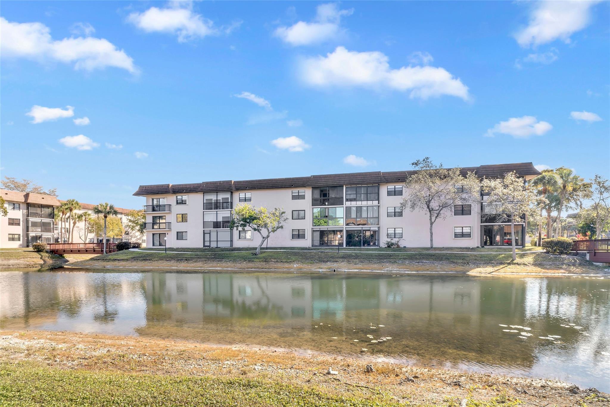 4975 E Sabal Palm Boulevard 408, Tamarac, FL 33319, Tamarac - Photo 5