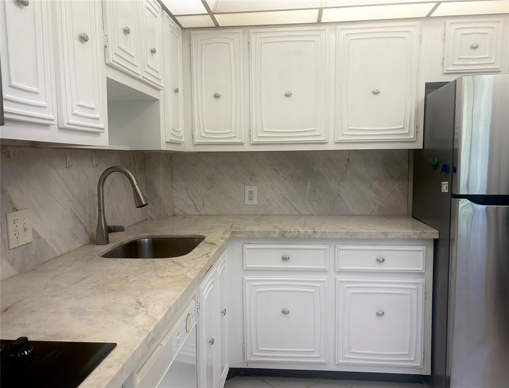 2601 S Course Drive 406, Pompano Beach, FL 33069, Pompano Beach - Photo 3