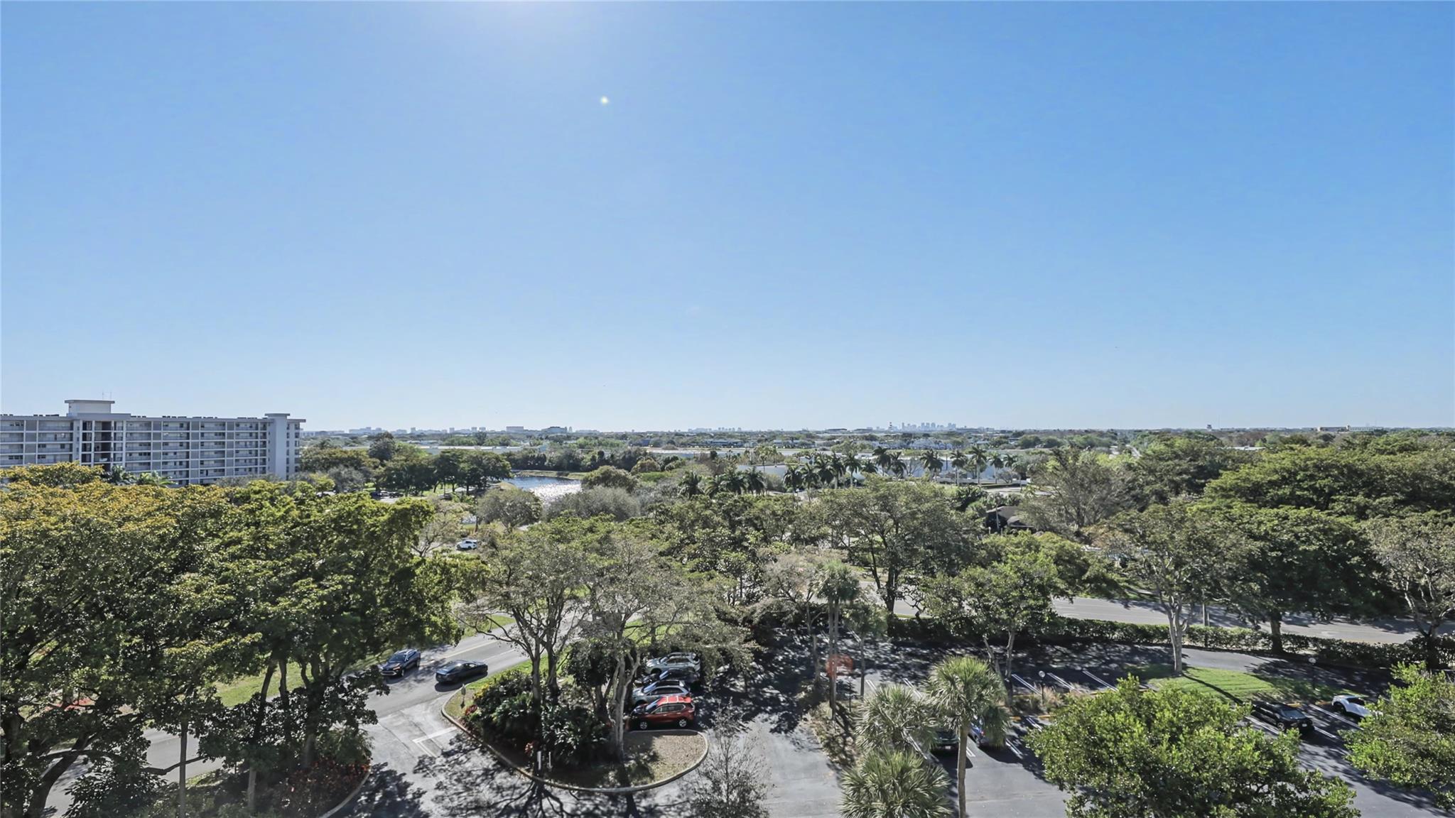 625 Oaks Drive 808, Pompano Beach, FL 33069, Pompano Beach - Photo 4
