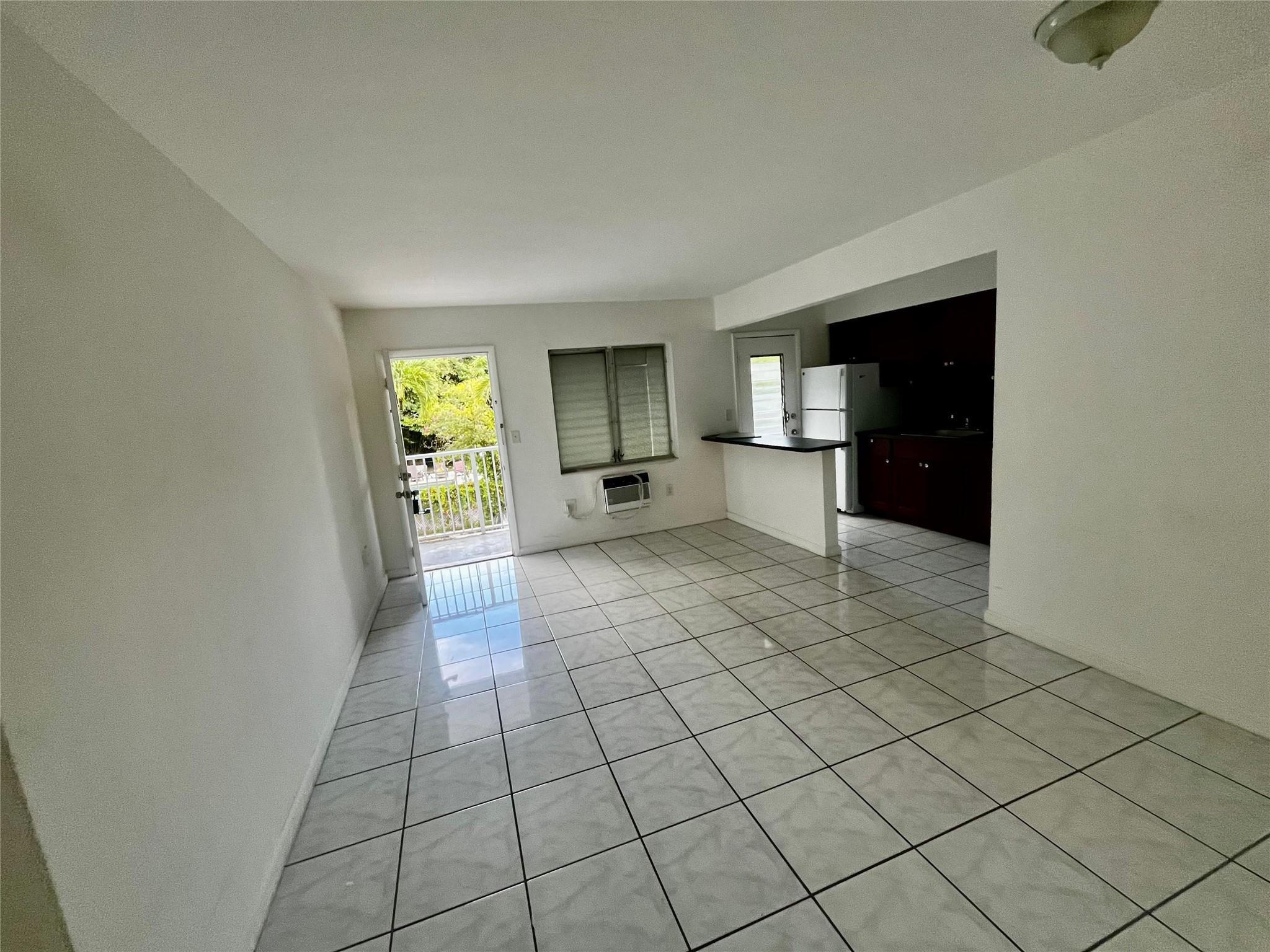 751 NE 83rd Terrace 18, Miami, FL 33138, Miami - Photo 2