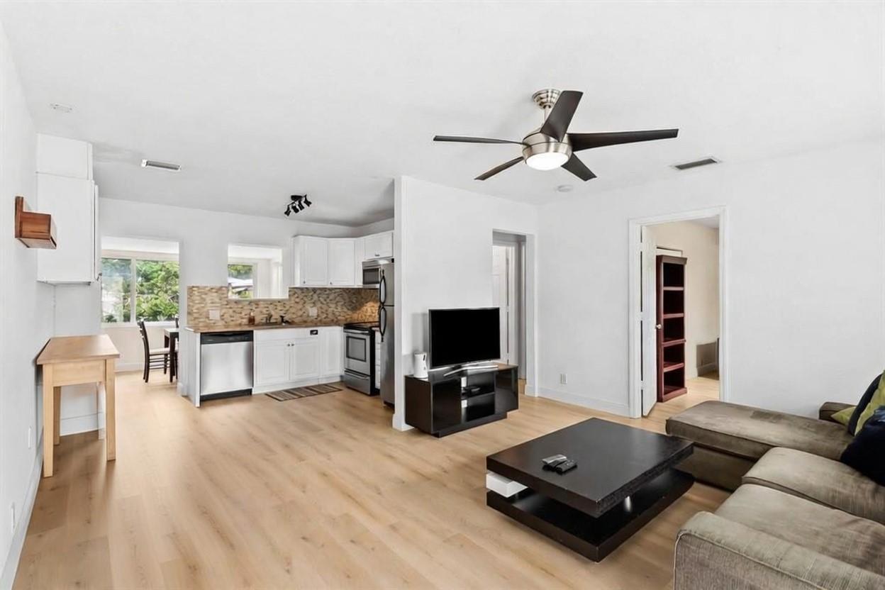 41 NE 46th Street, Oakland Park, FL 33334, Oakland Park - Photo 2