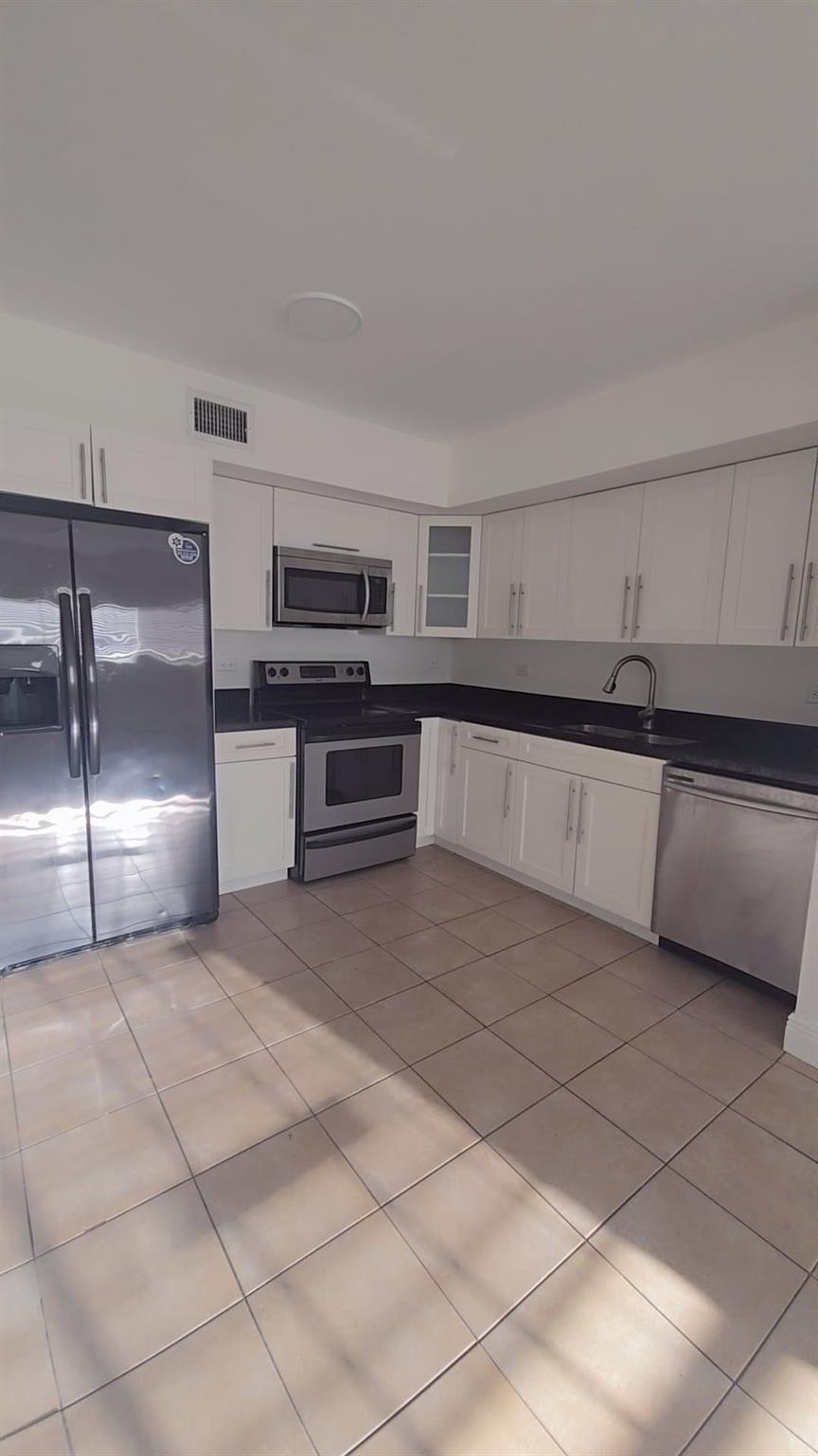 3700 N 56th Avenue 1015, Hollywood, FL 33021, Hollywood