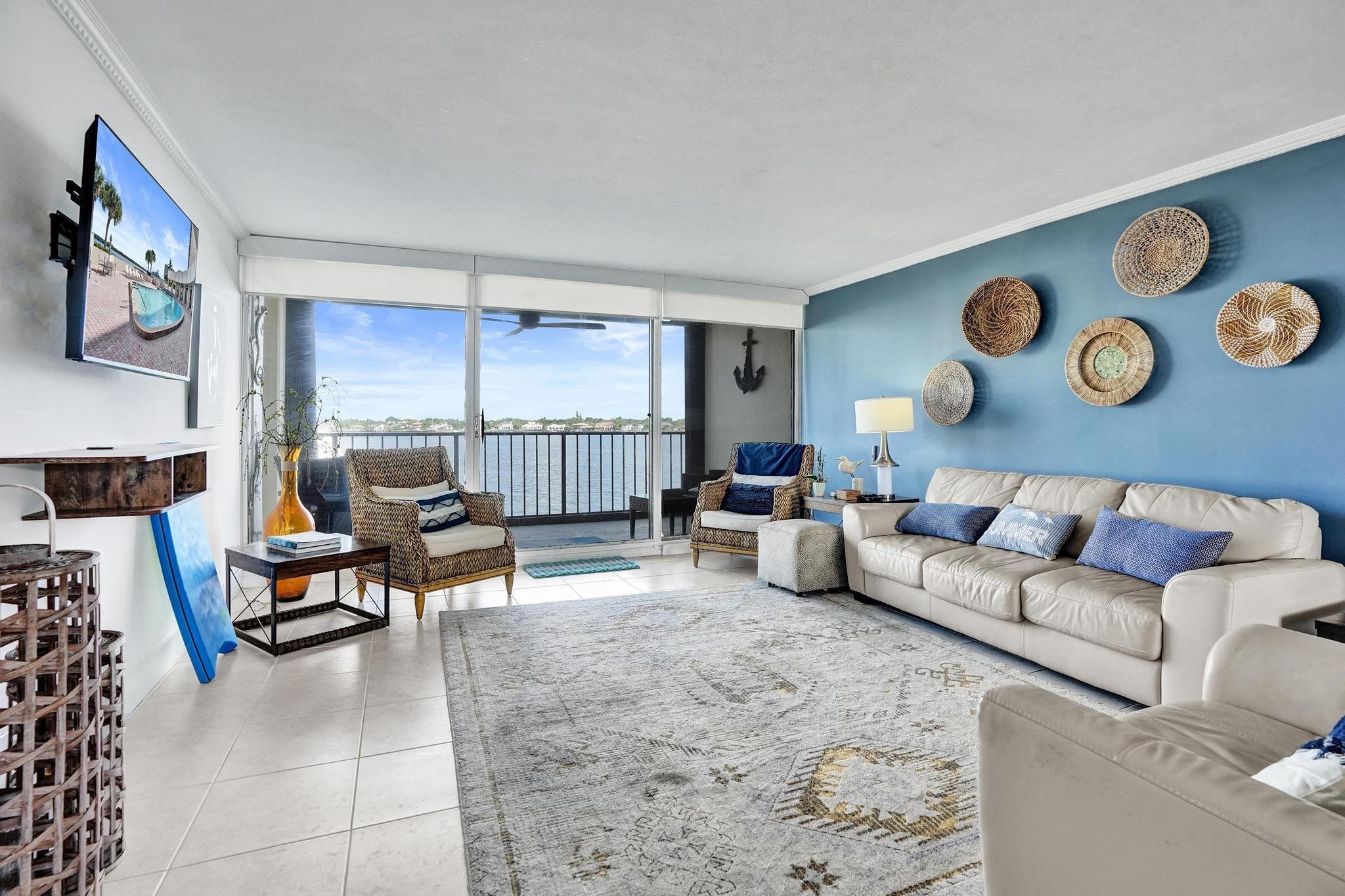 132 Lakeshore Drive 317, North Palm Beach, FL 33408, North Palm Beach - Photo 2