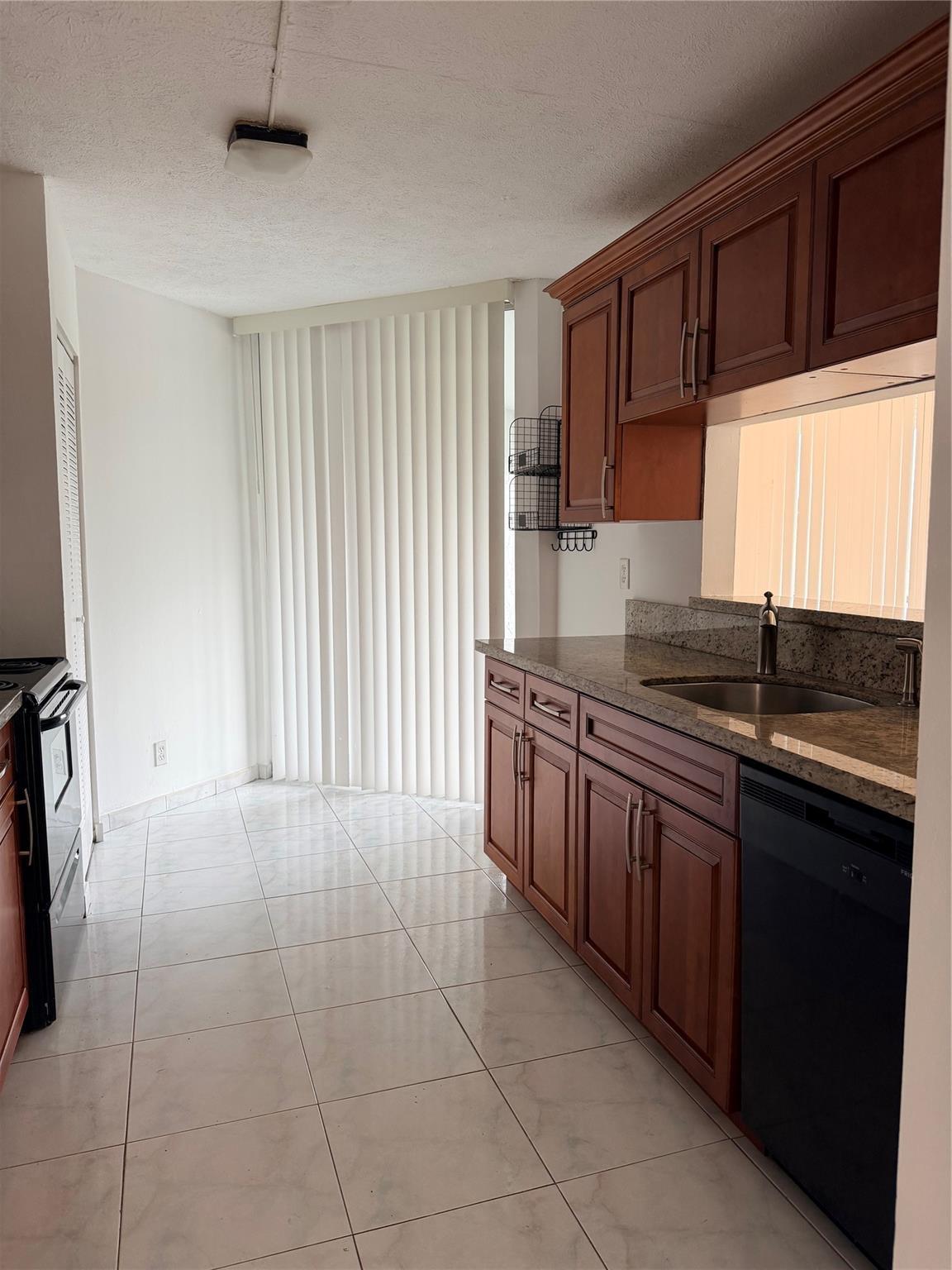 3100 N Pine Island Road 310, Sunrise, FL 33351, Sunrise - Photo 3