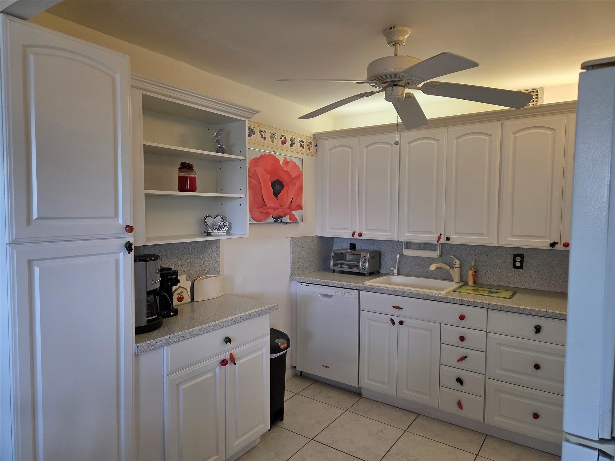 3049 Ventnor O 3049, Deerfield Beach, FL 33442, Deerfield Beach - Photo 4
