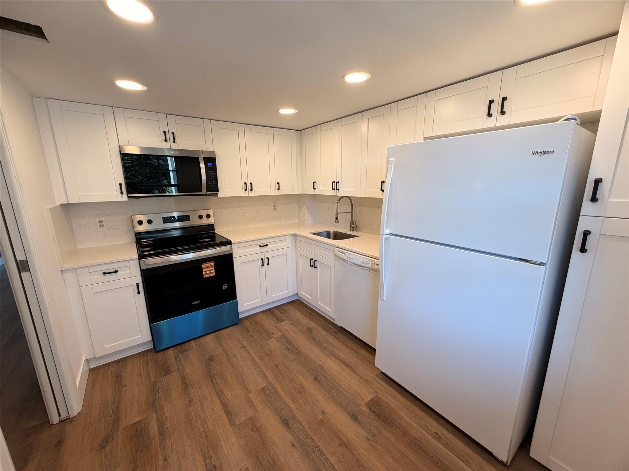 605 Oaks Drive 406, Pompano Beach, FL 33069, Pompano Beach