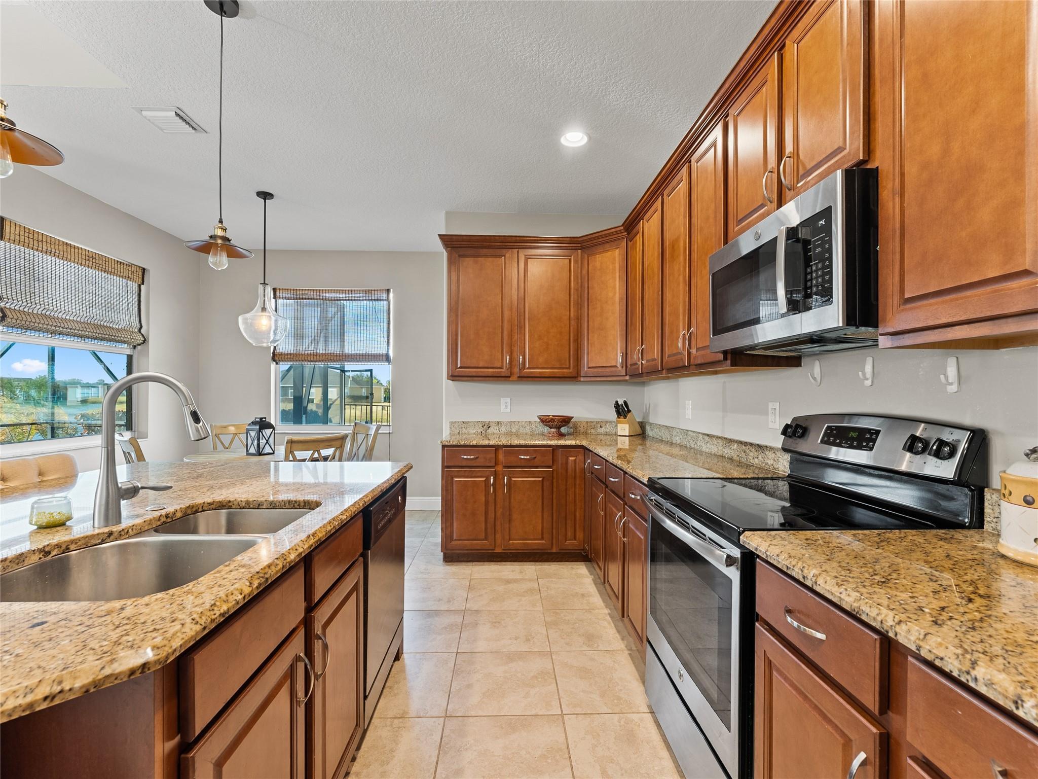 765 Fortunella Circle, Vero Beach, FL 32968, Vero Beach - Photo 4