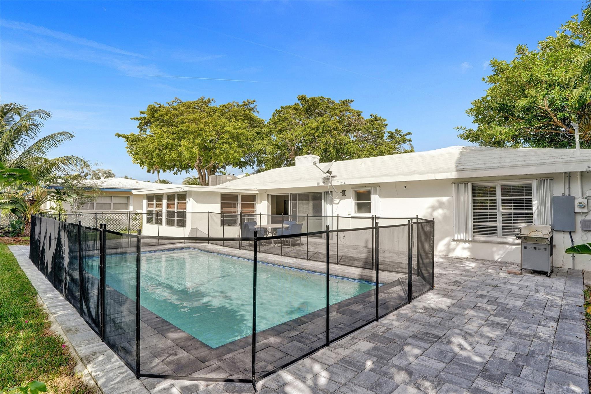 260 Allenwood Drive, Lauderdale-By-The-Sea, FL 33308, Lauderdale-By-The-Sea - Photo 3