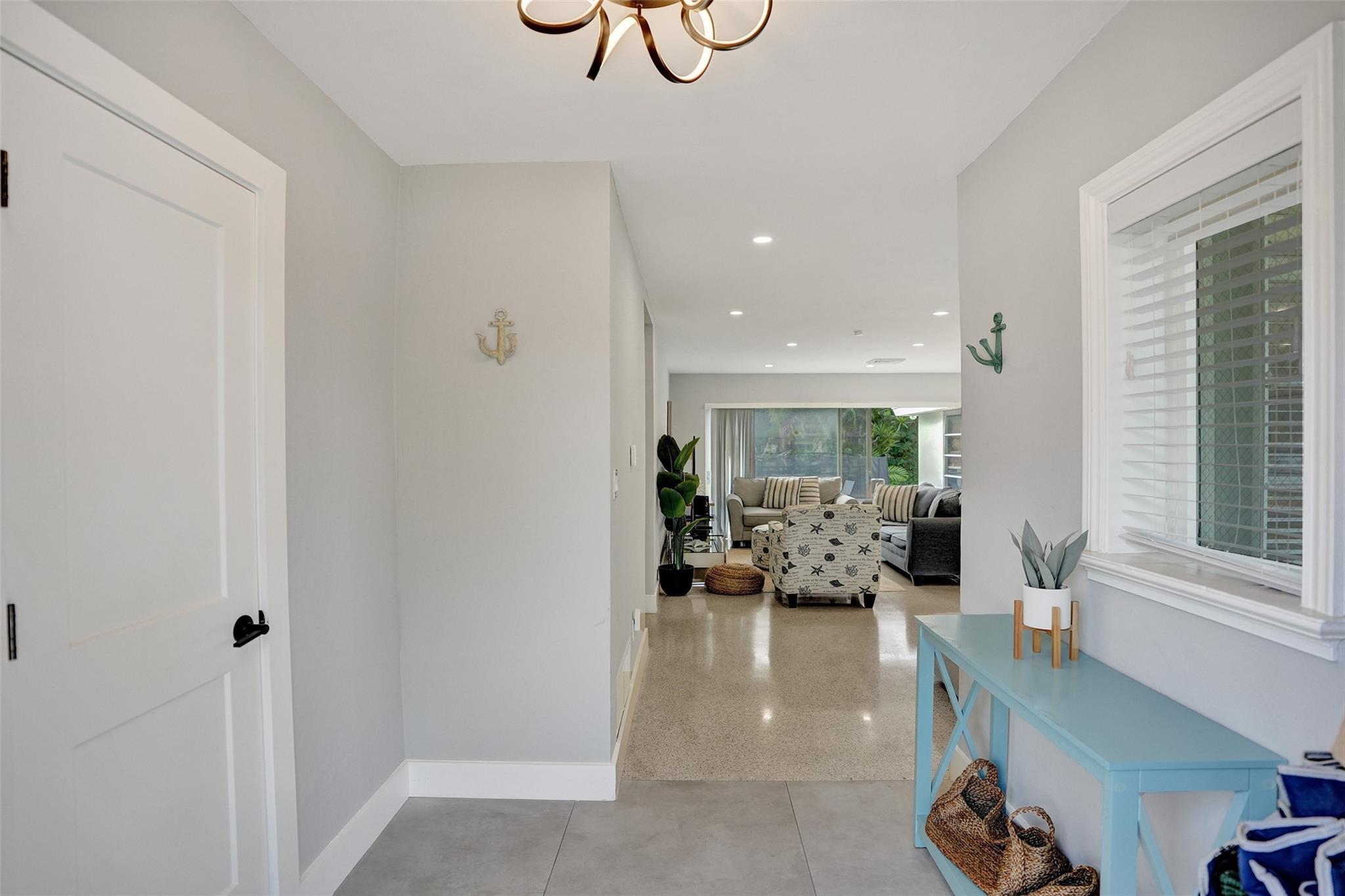 260 Allenwood Drive, Lauderdale-By-The-Sea, FL 33308, Lauderdale-By-The-Sea - Photo 4