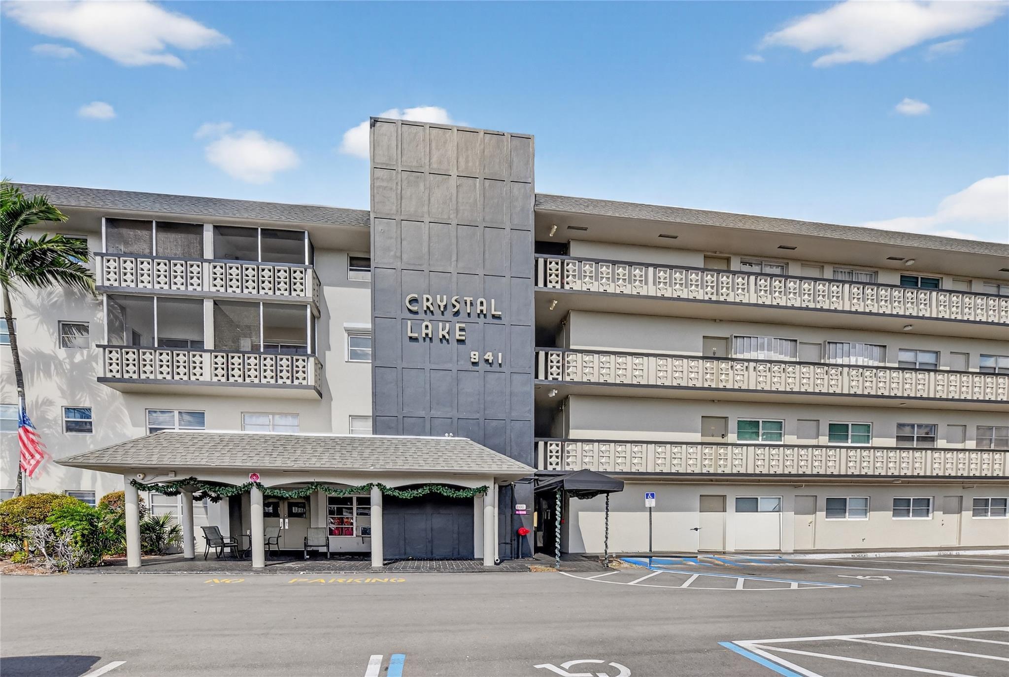 941 Crystal Lake Drive 311, Deerfield Beach, FL 33064, Deerfield Beach