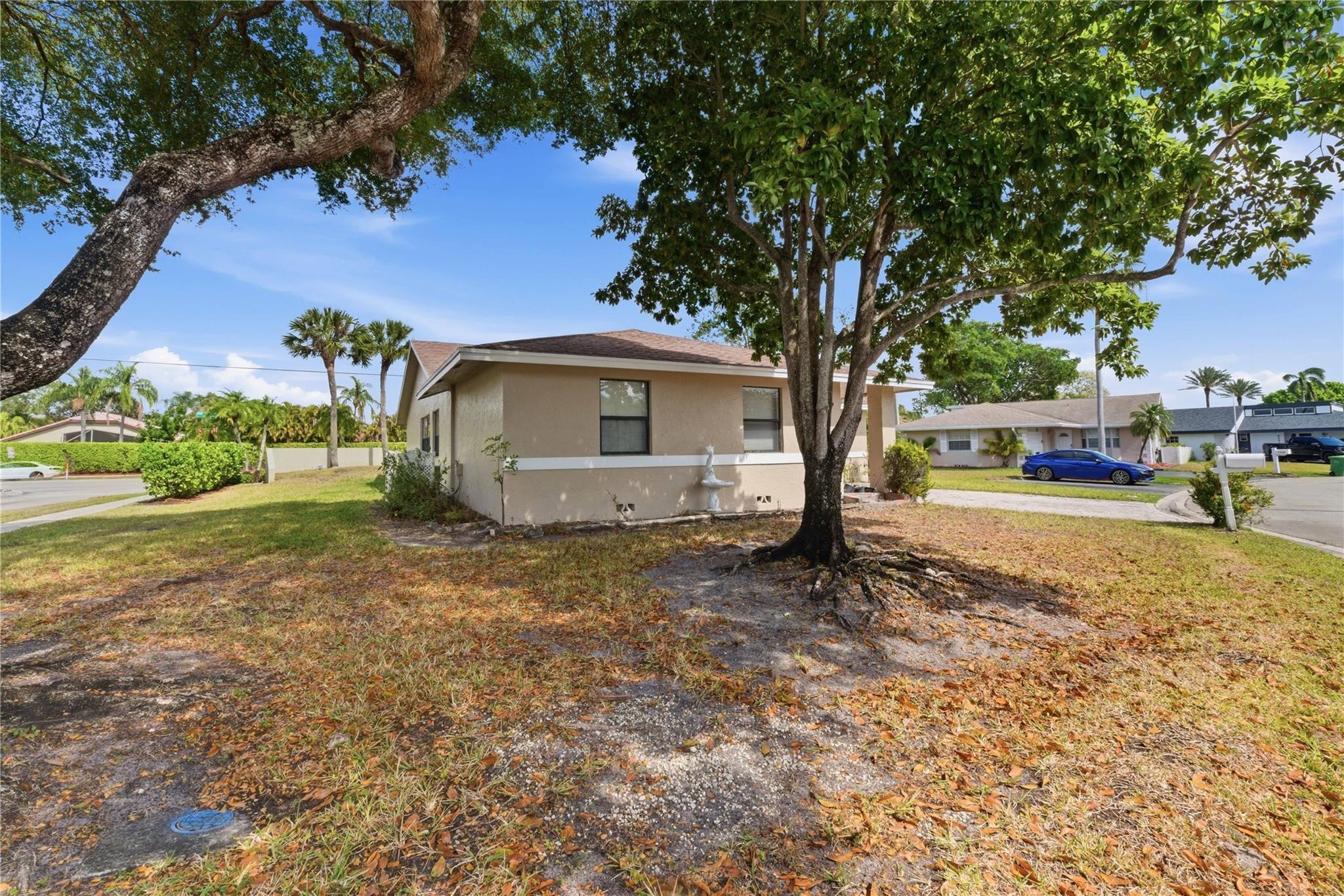 7520 NW 88th Terrace, Tamarac, FL 33321, Tamarac - Photo 4