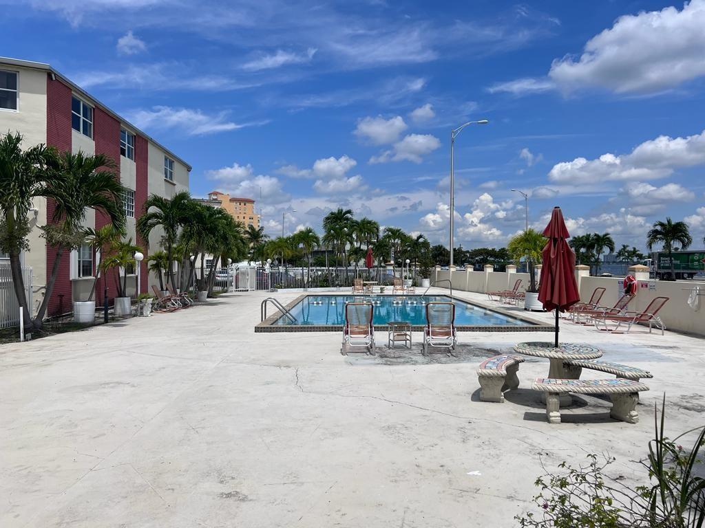 1800 79th Street Causeway 109, North Bay Village, FL 33141, North Bay Village - Photo 4