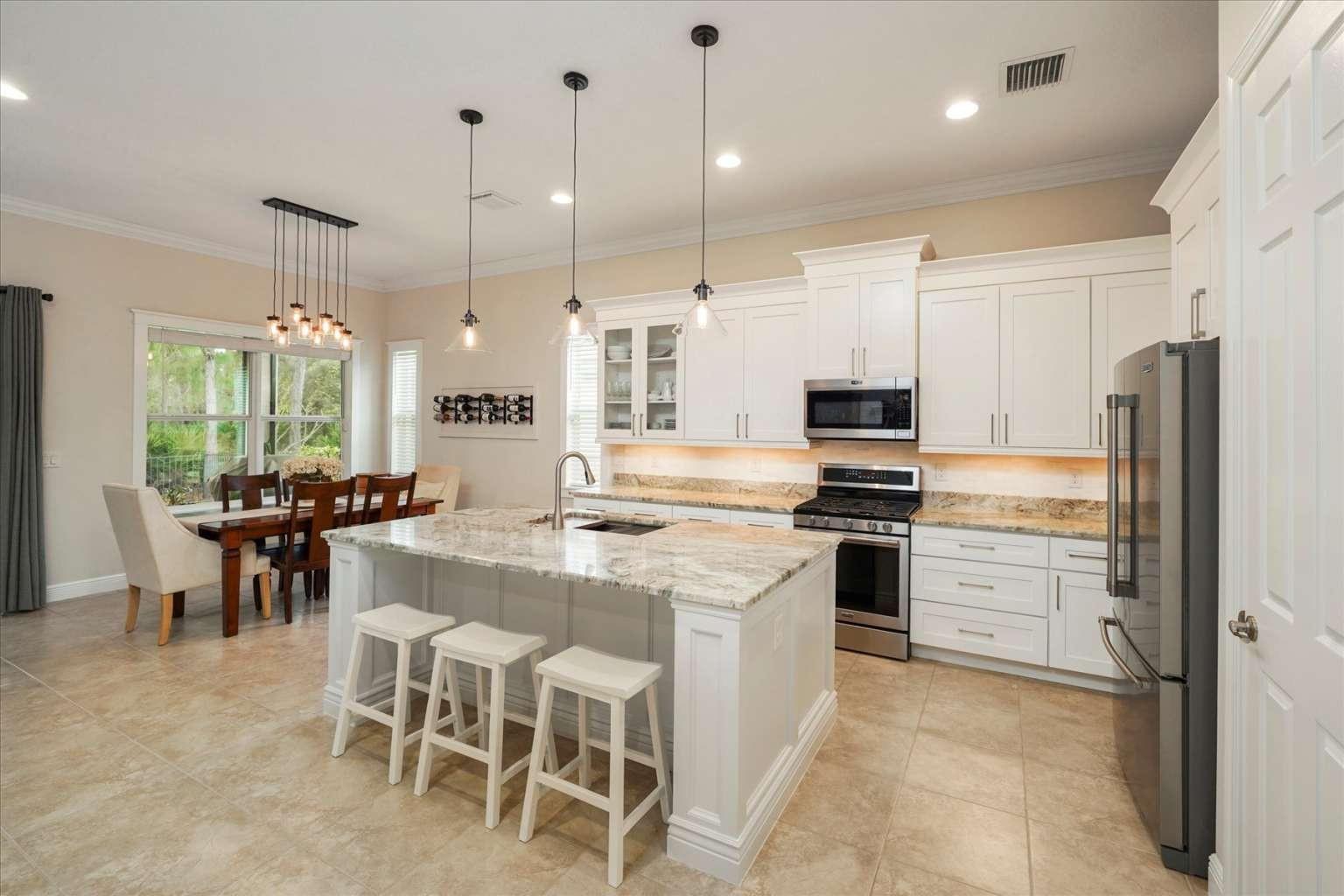 235 11th Square, Vero Beach, FL 32962, Vero Beach - Photo 3