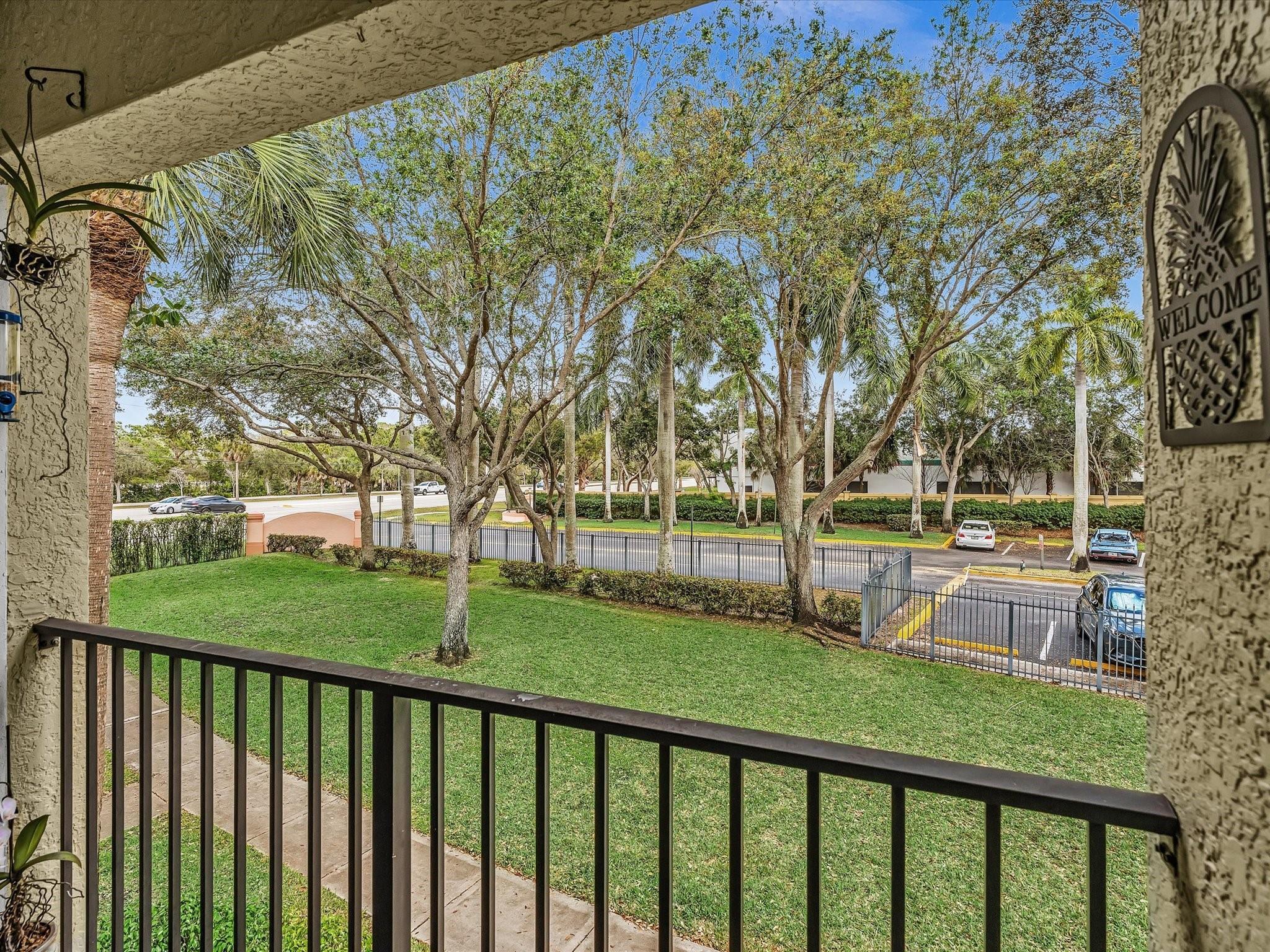 110 Belmont Lane 110, North Lauderdale, FL 33068, North Lauderdale - Photo 3